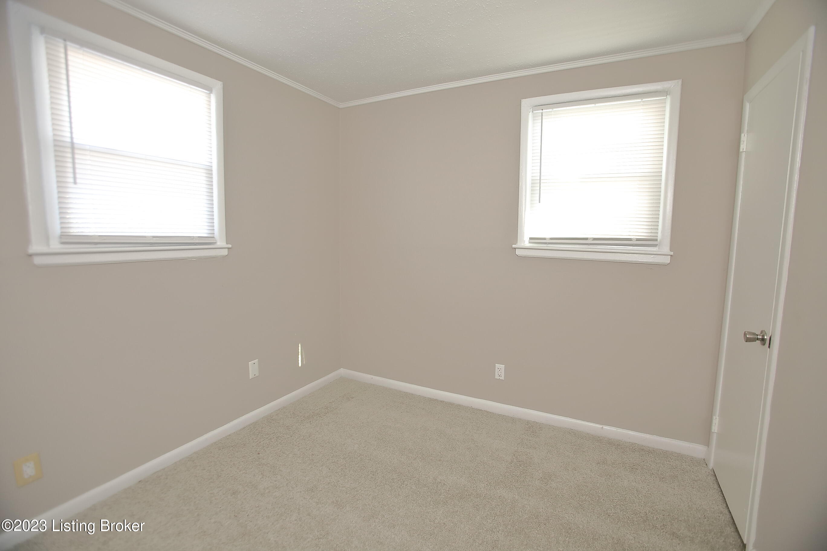 7011 Nathan Hale Way