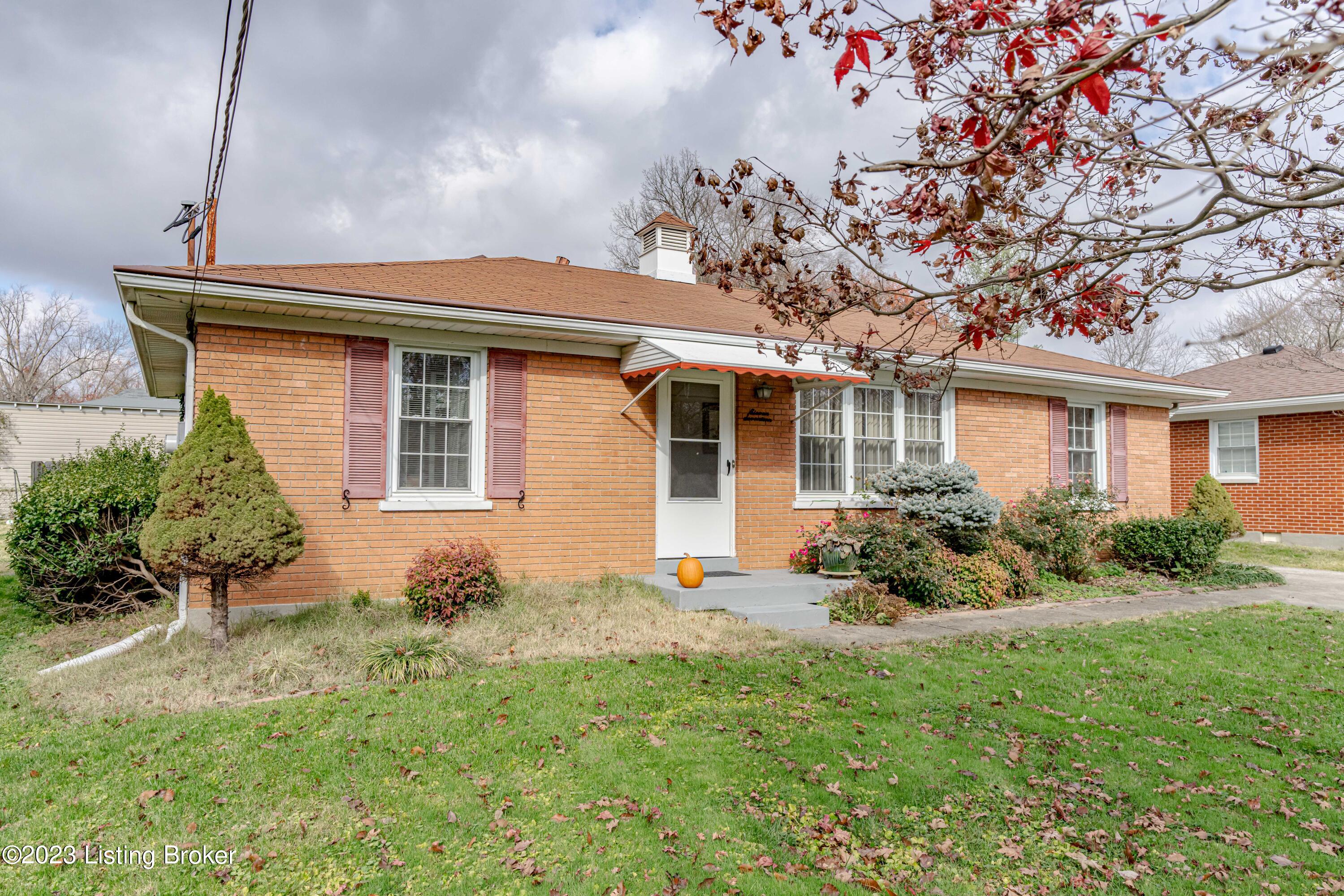 1117 Clay Ave