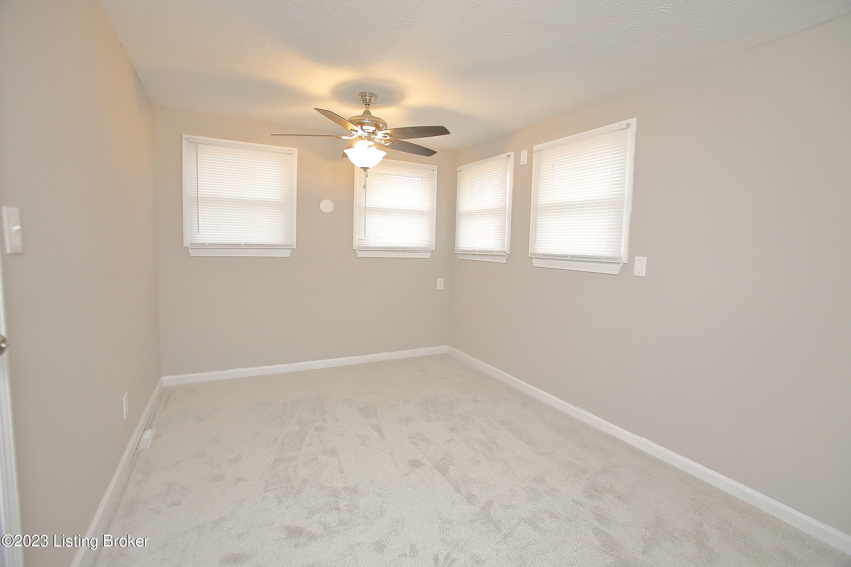 16 Welby Rd