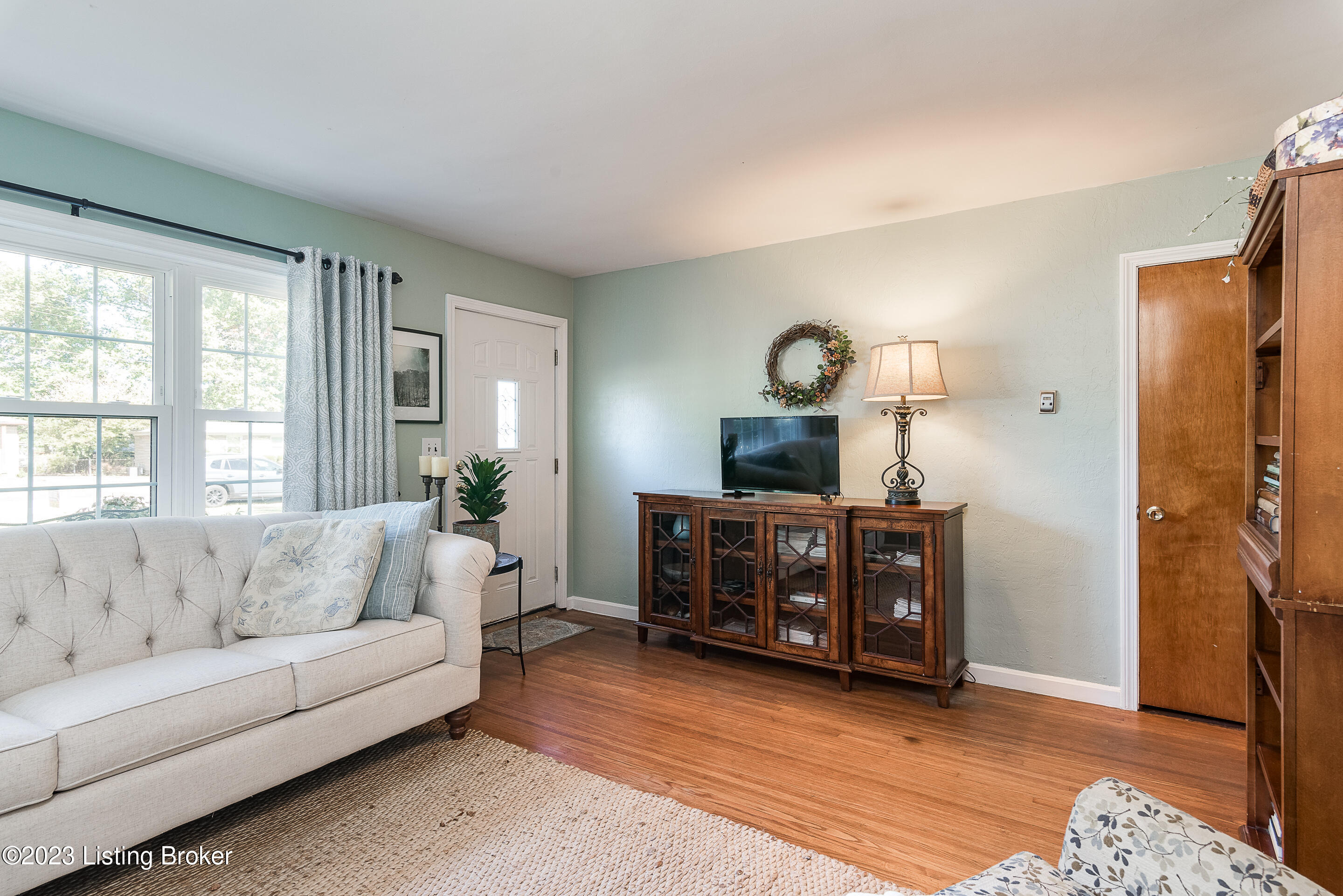 106 Southview Terrace