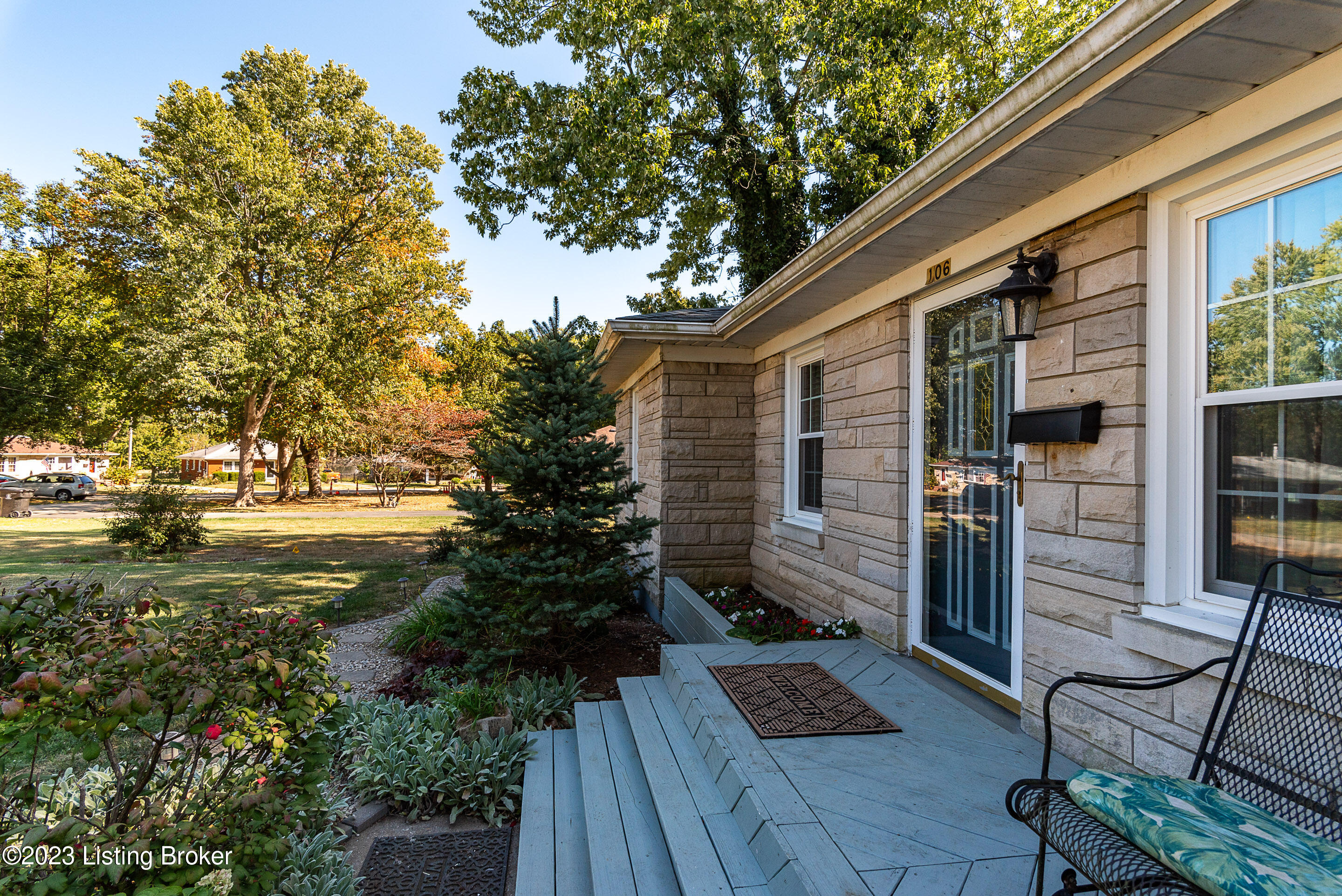 106 Southview Terrace