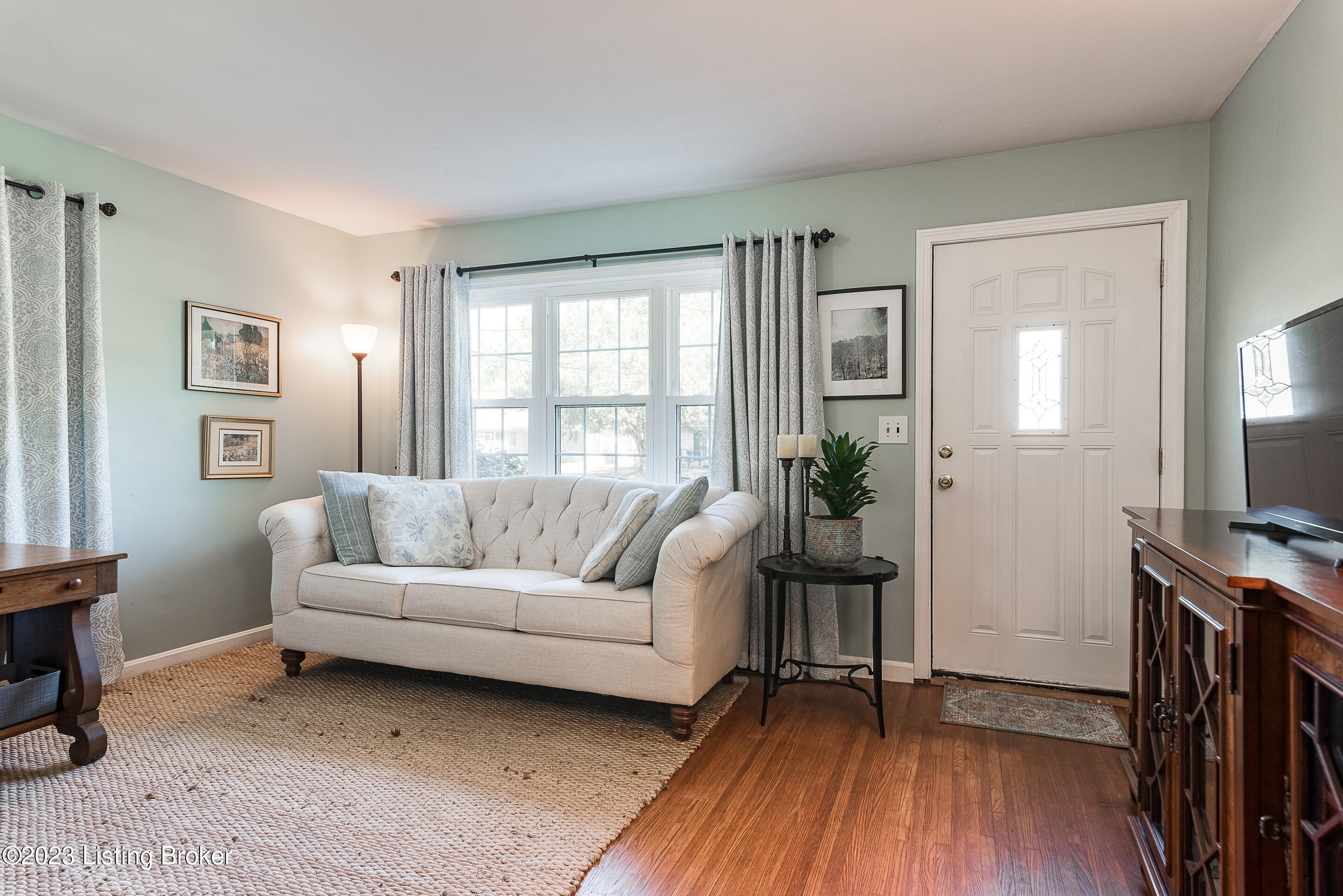106 Southview Terrace