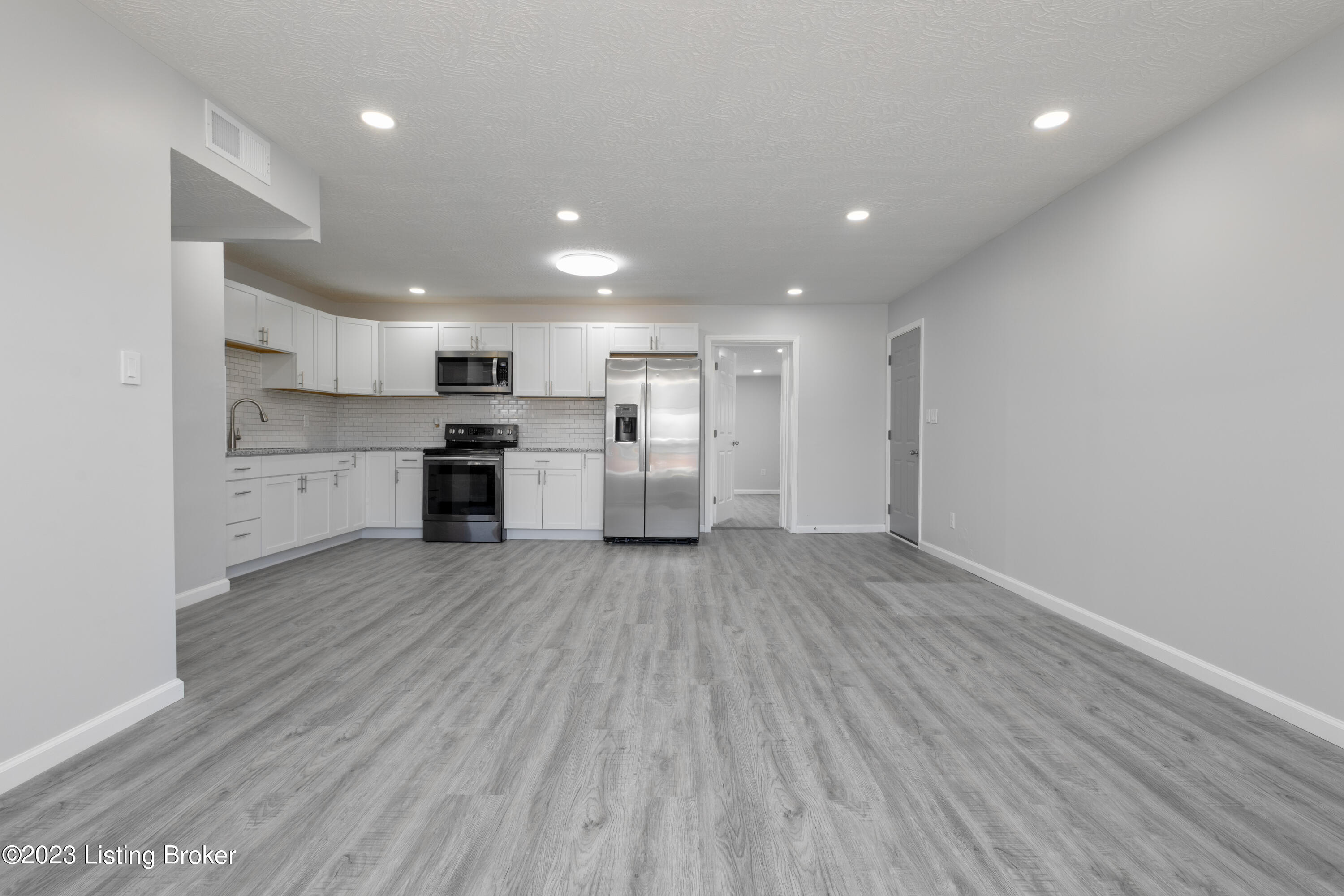 10906 Milwaukee Way