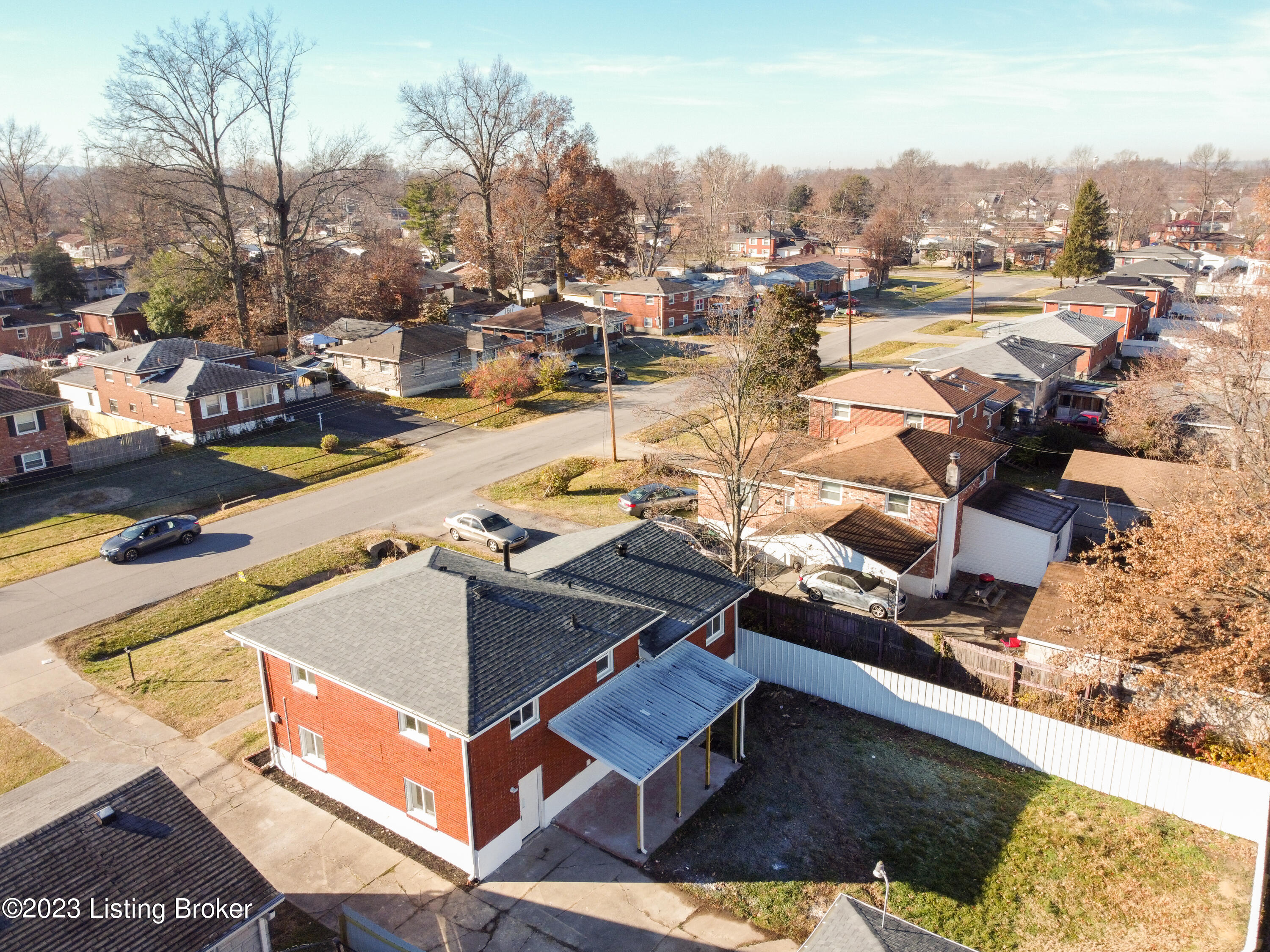 4015 Naomi Dr