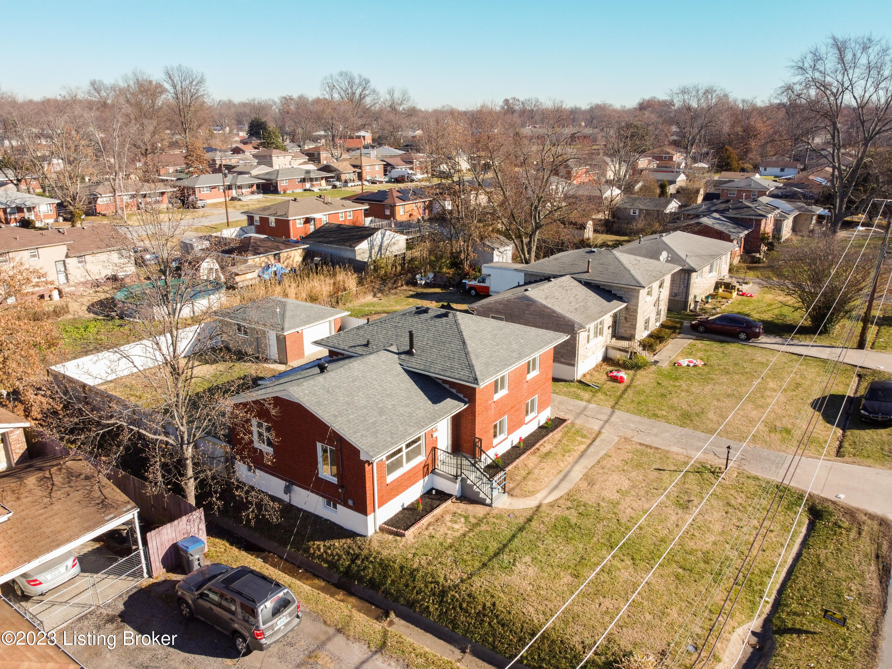 4015 Naomi Dr