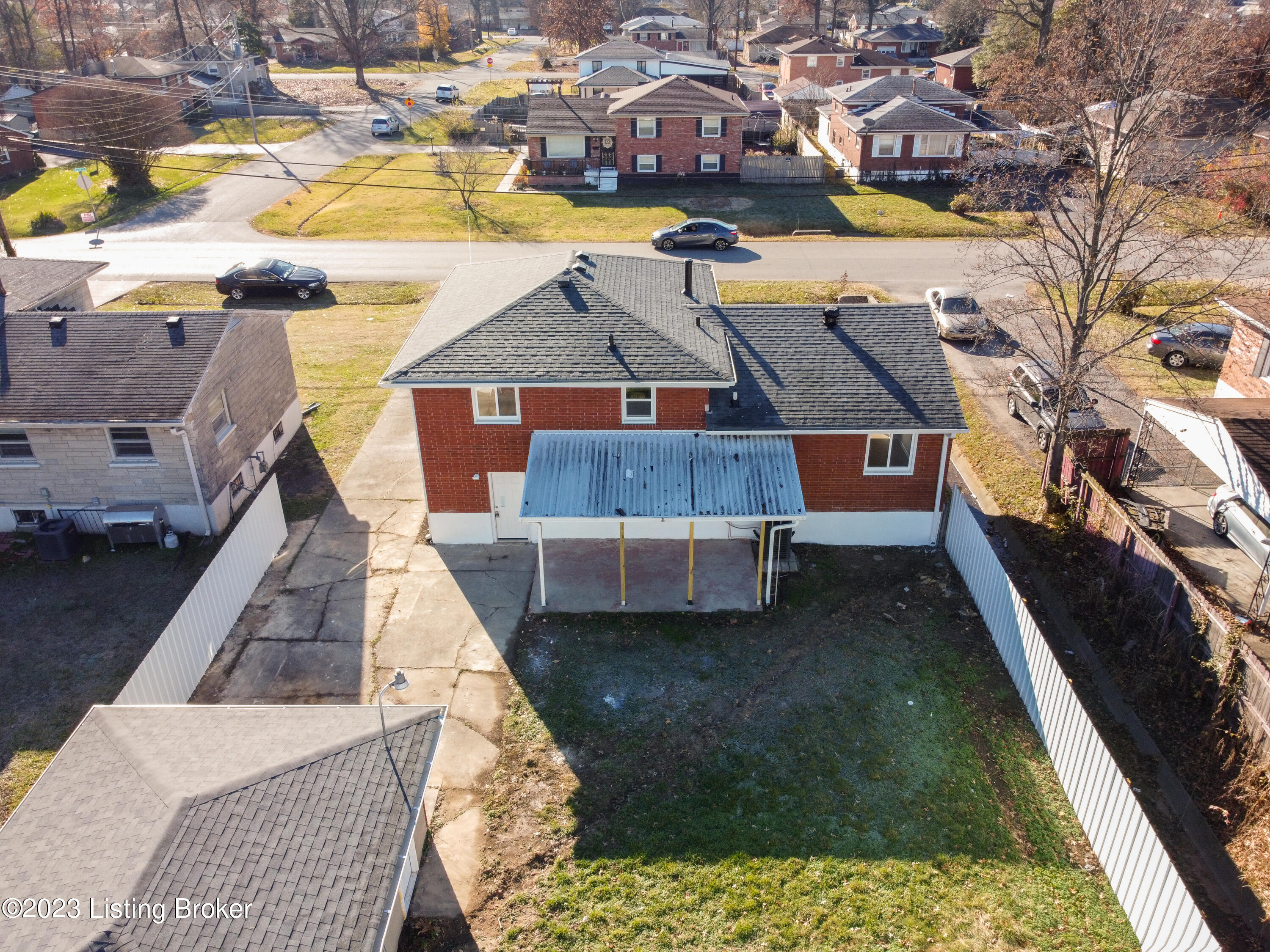4015 Naomi Dr