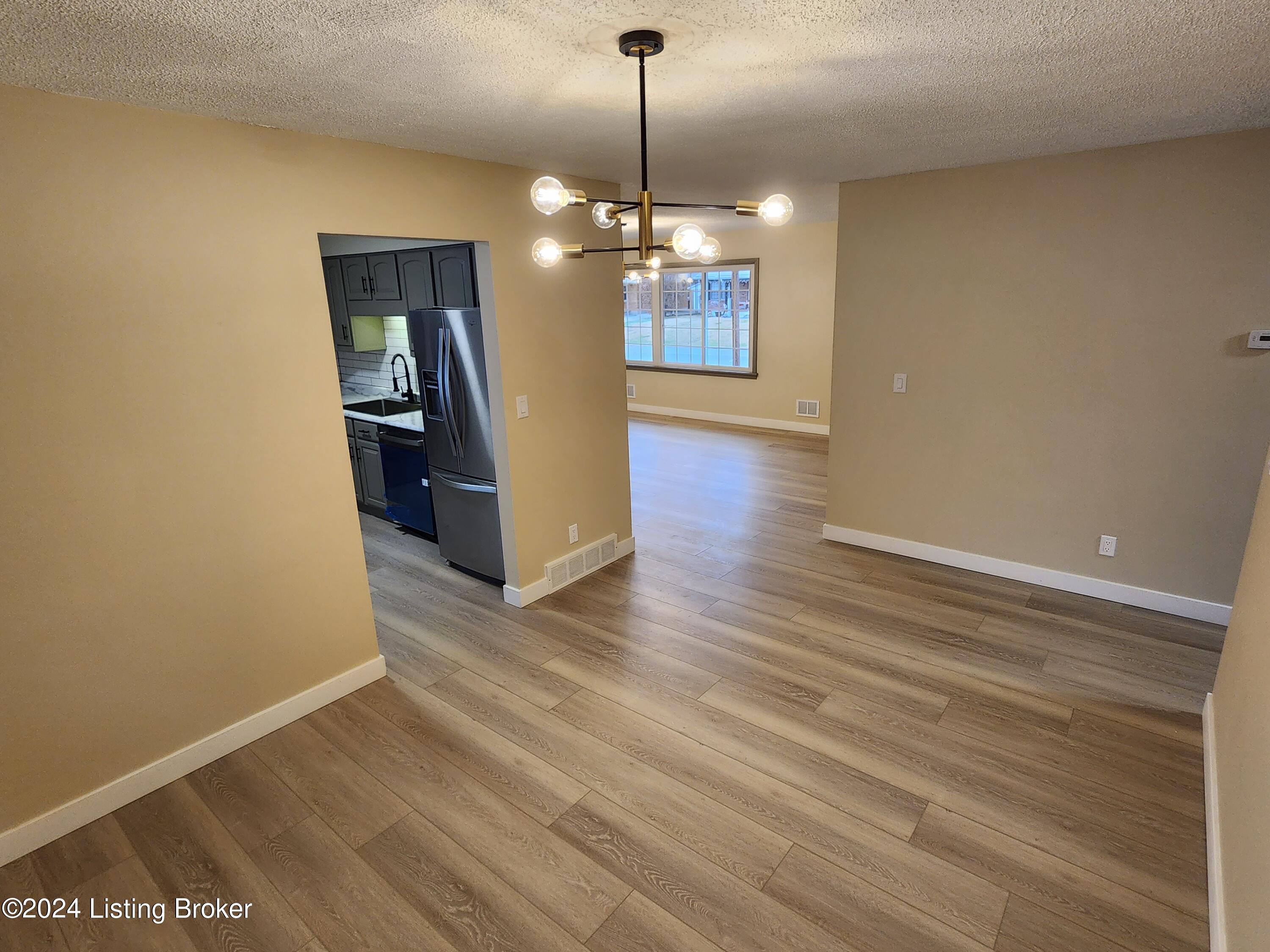 5417 Sunnybrook Dr