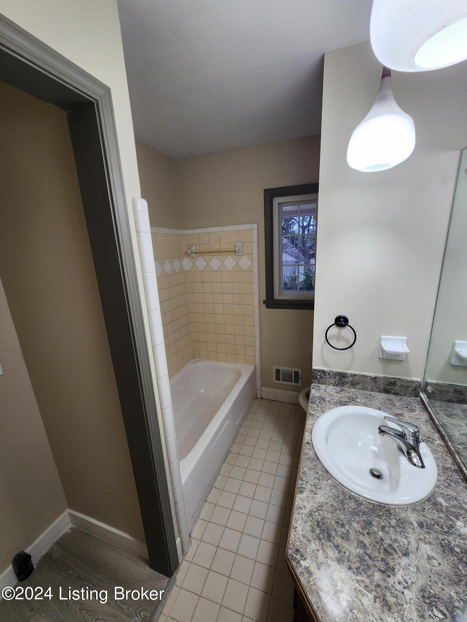 5417 Sunnybrook Dr