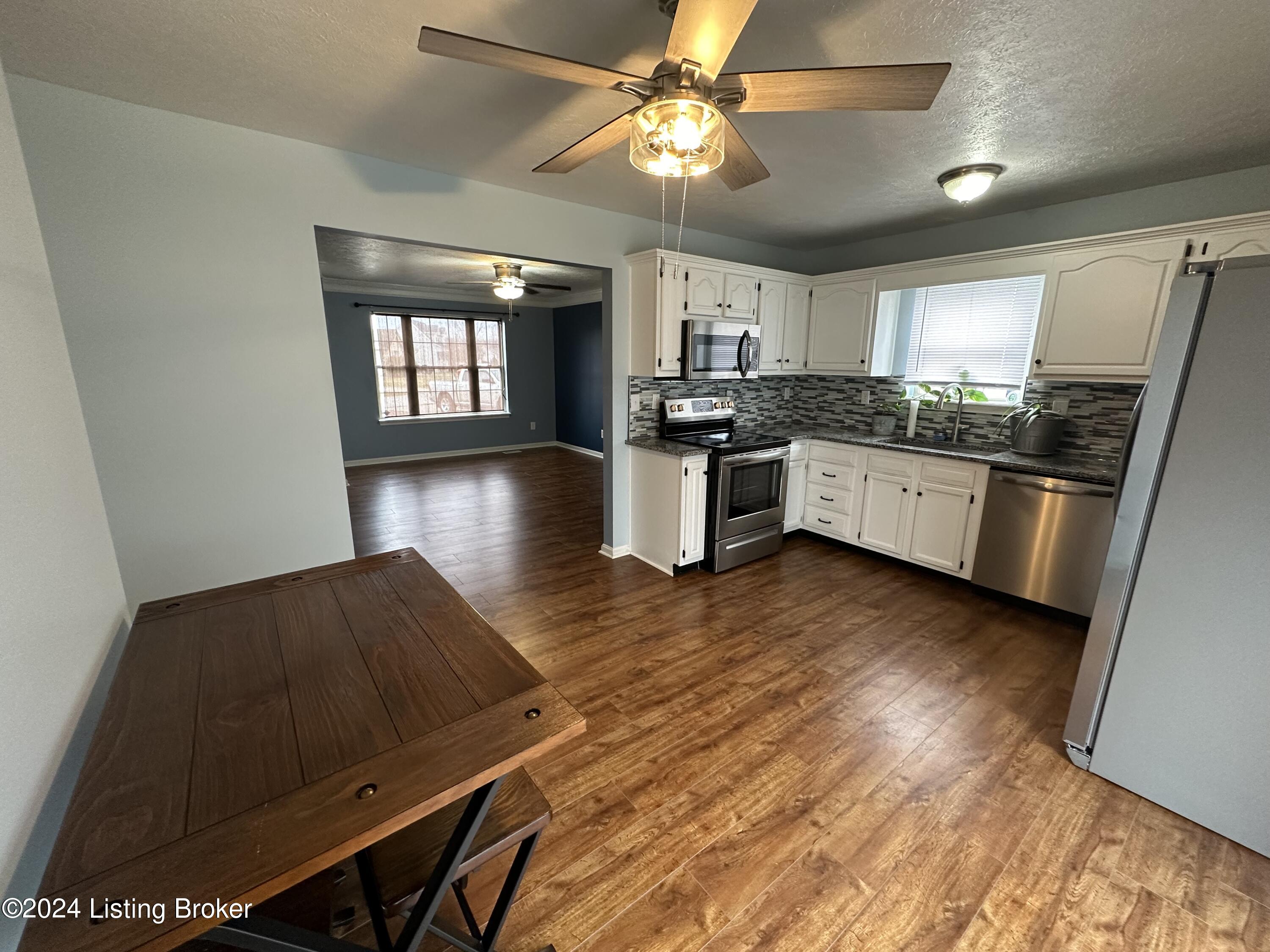 129 Dogwood Trail