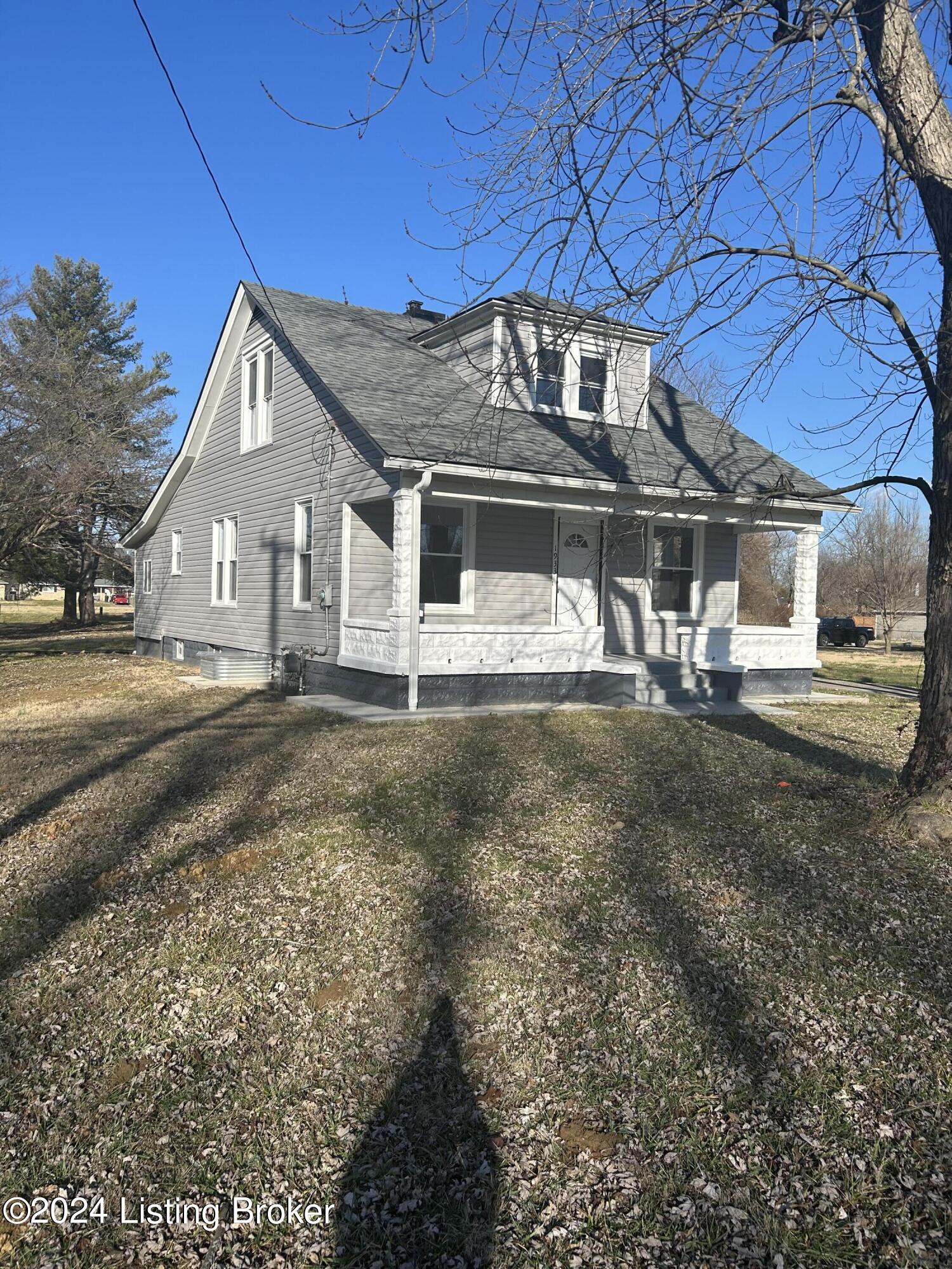 1933 Lower Hunters Trace