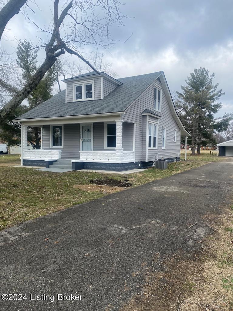 1933 Lower Hunters Trace