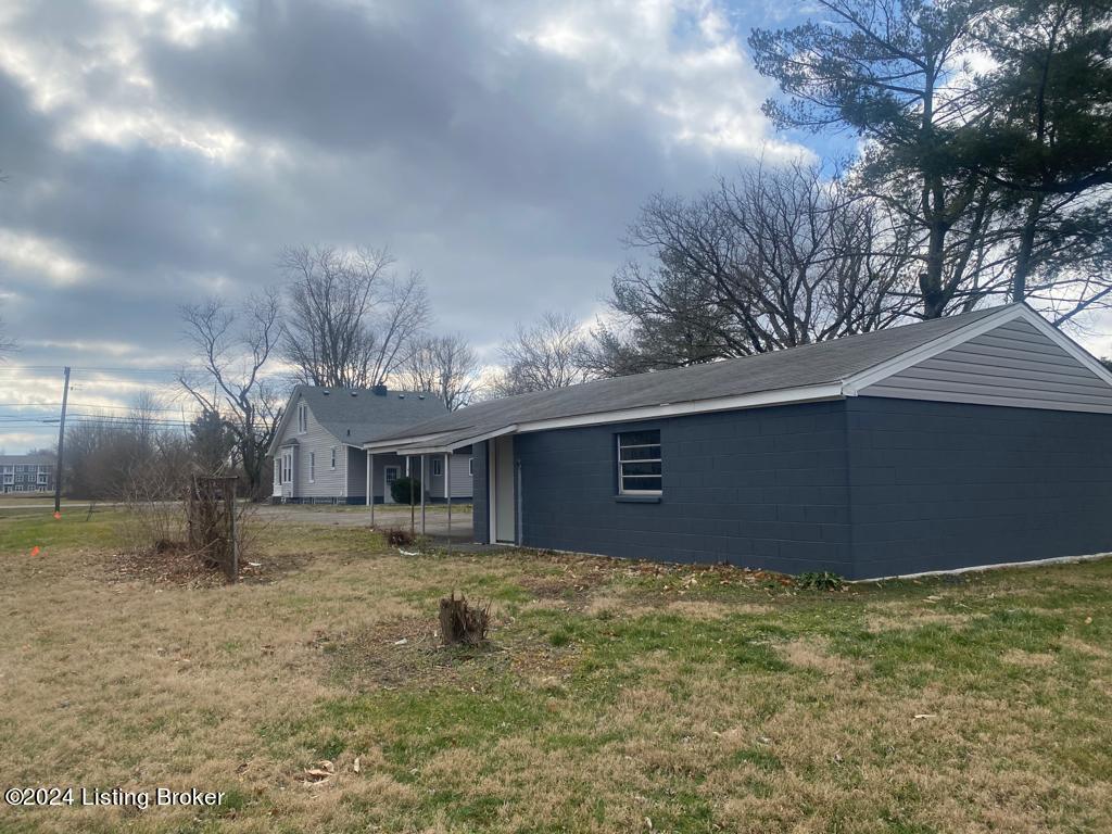 1933 Lower Hunters Trace