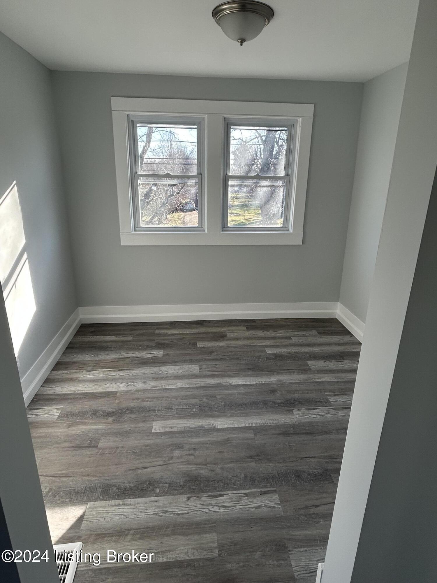 1933 Lower Hunters Trace