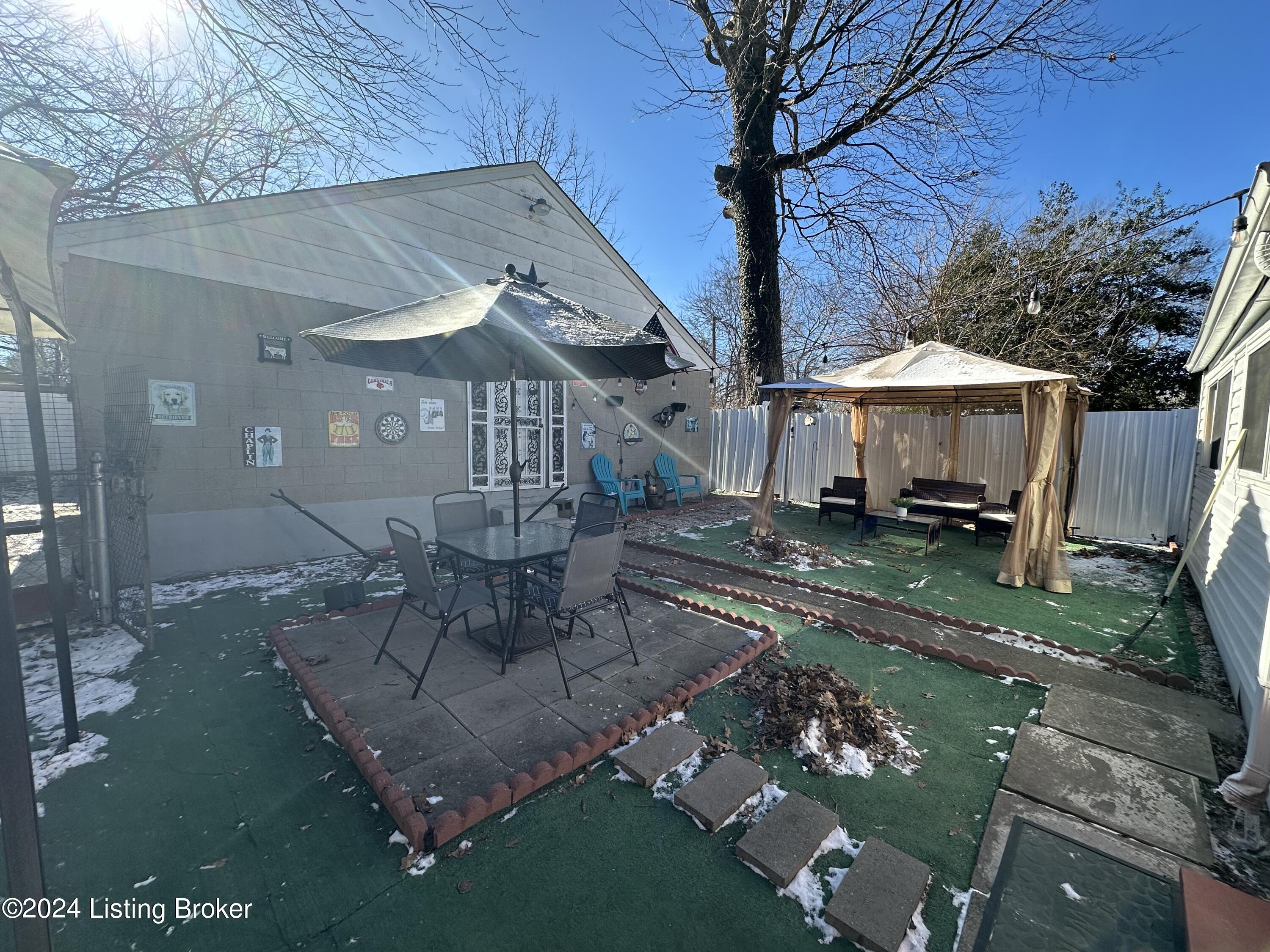 1458 Oakwood Ave