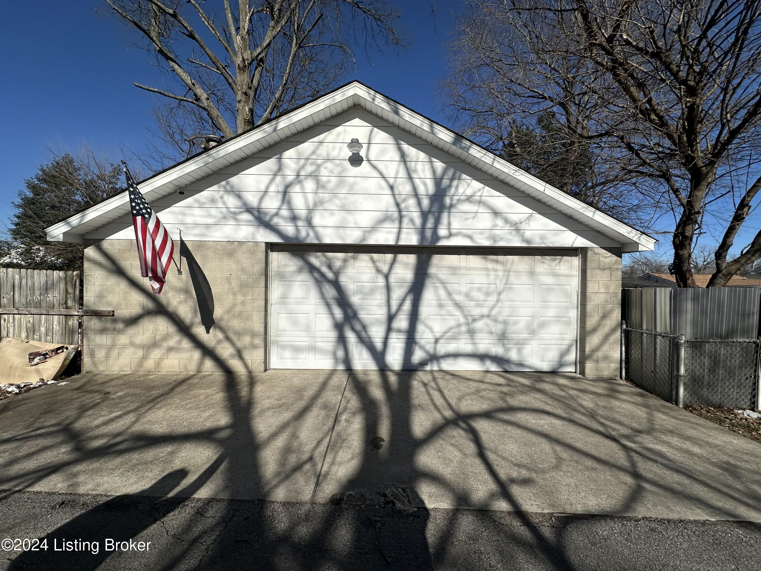 1458 Oakwood Ave
