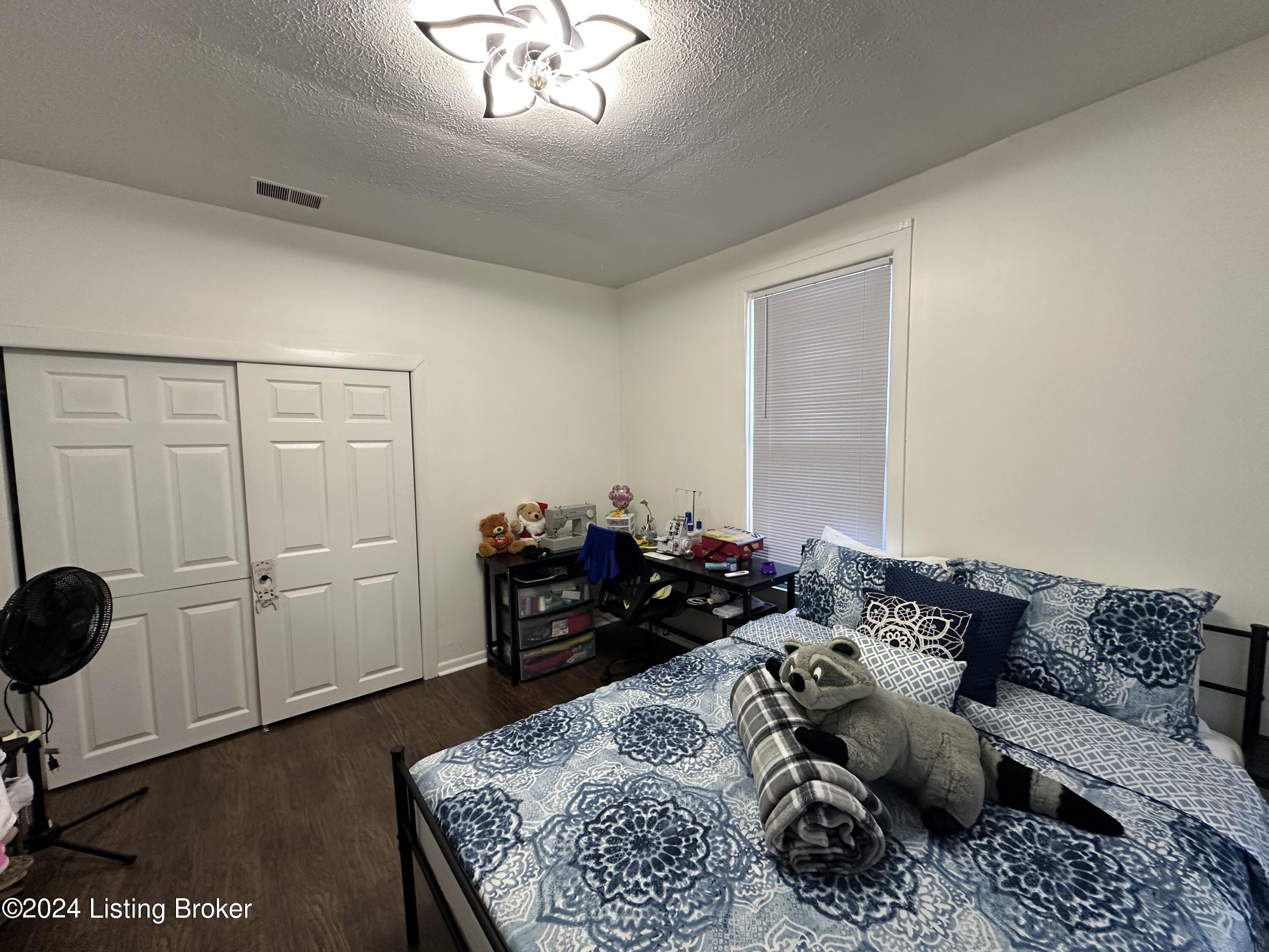 1458 Oakwood Ave