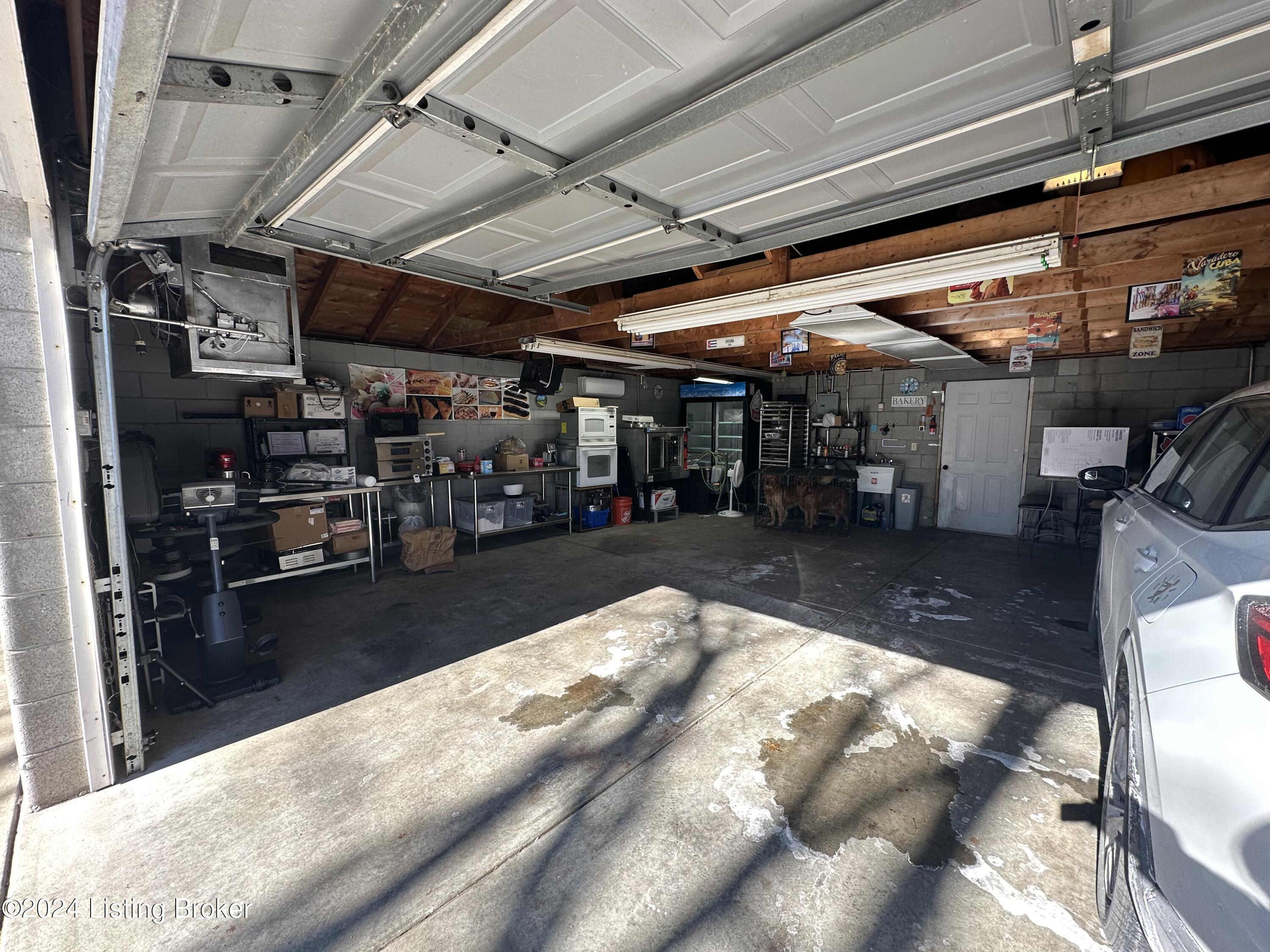 1458 Oakwood Ave
