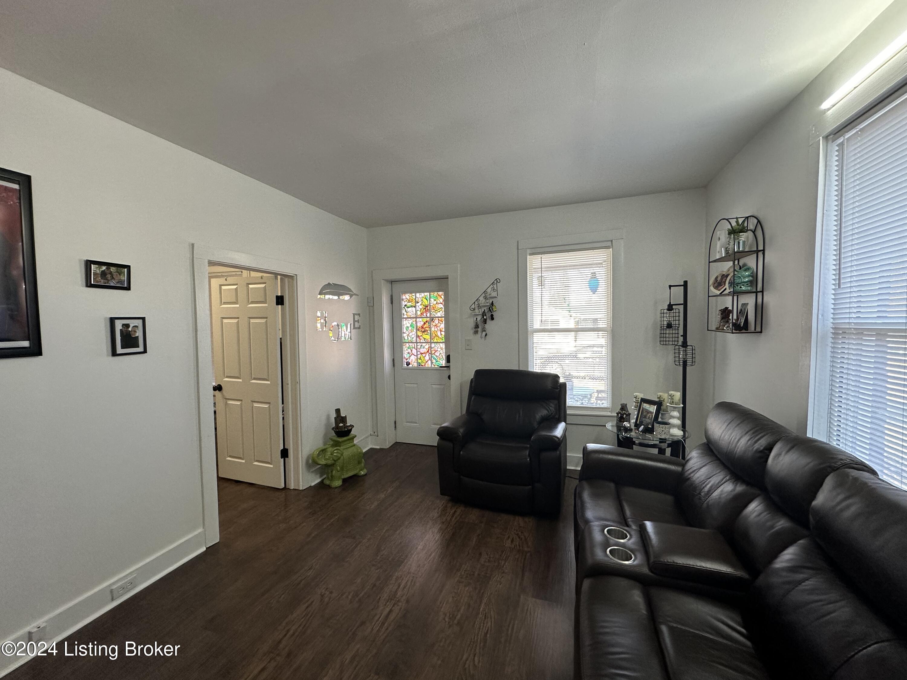 1458 Oakwood Ave