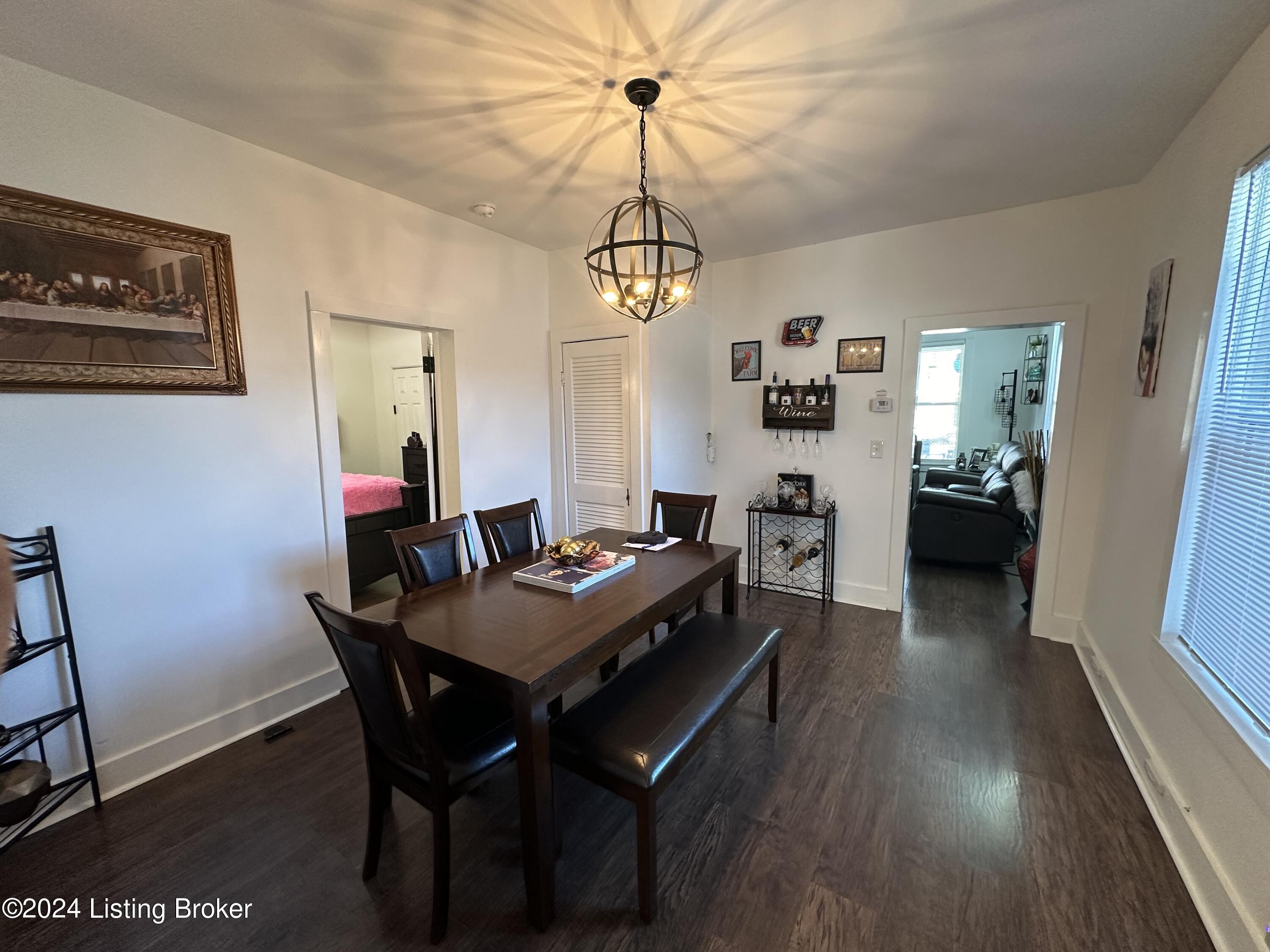 1458 Oakwood Ave