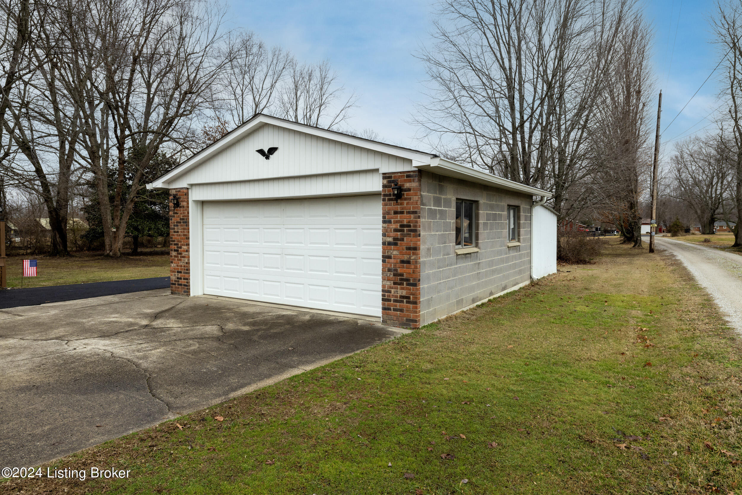711 Mount Holly Rd