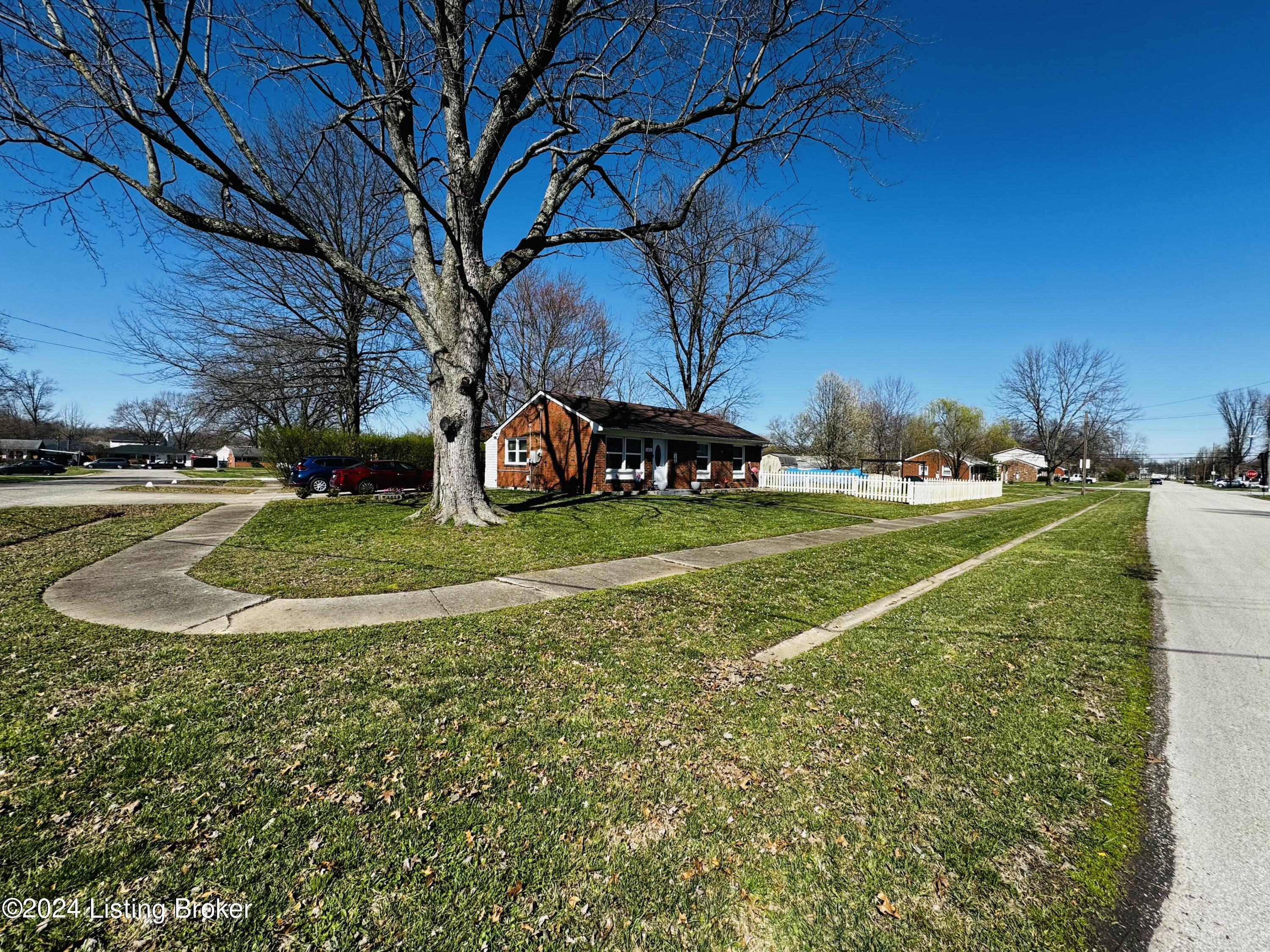 8806 Moody Rd