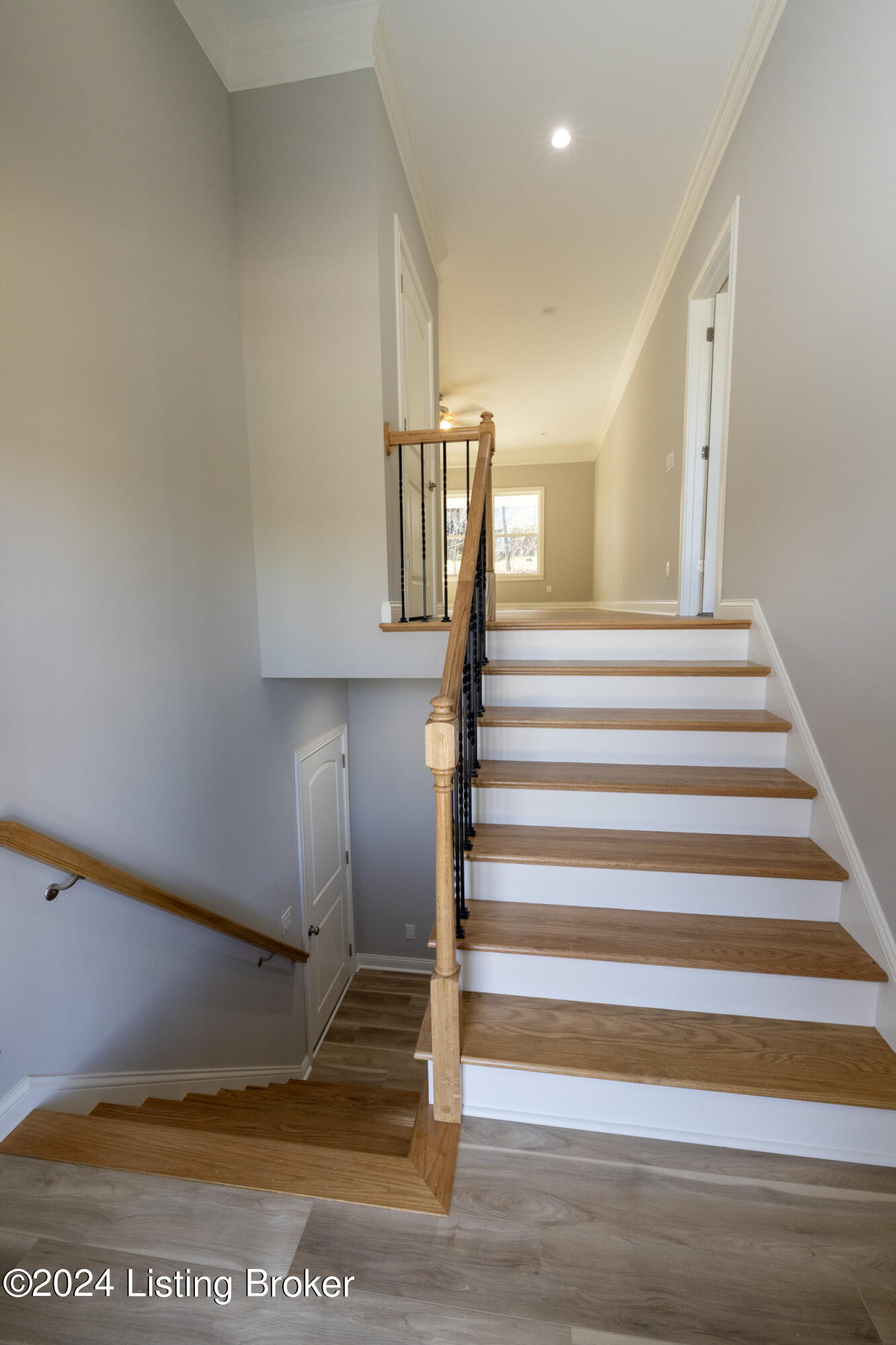 131 Bluffs Edge Dr