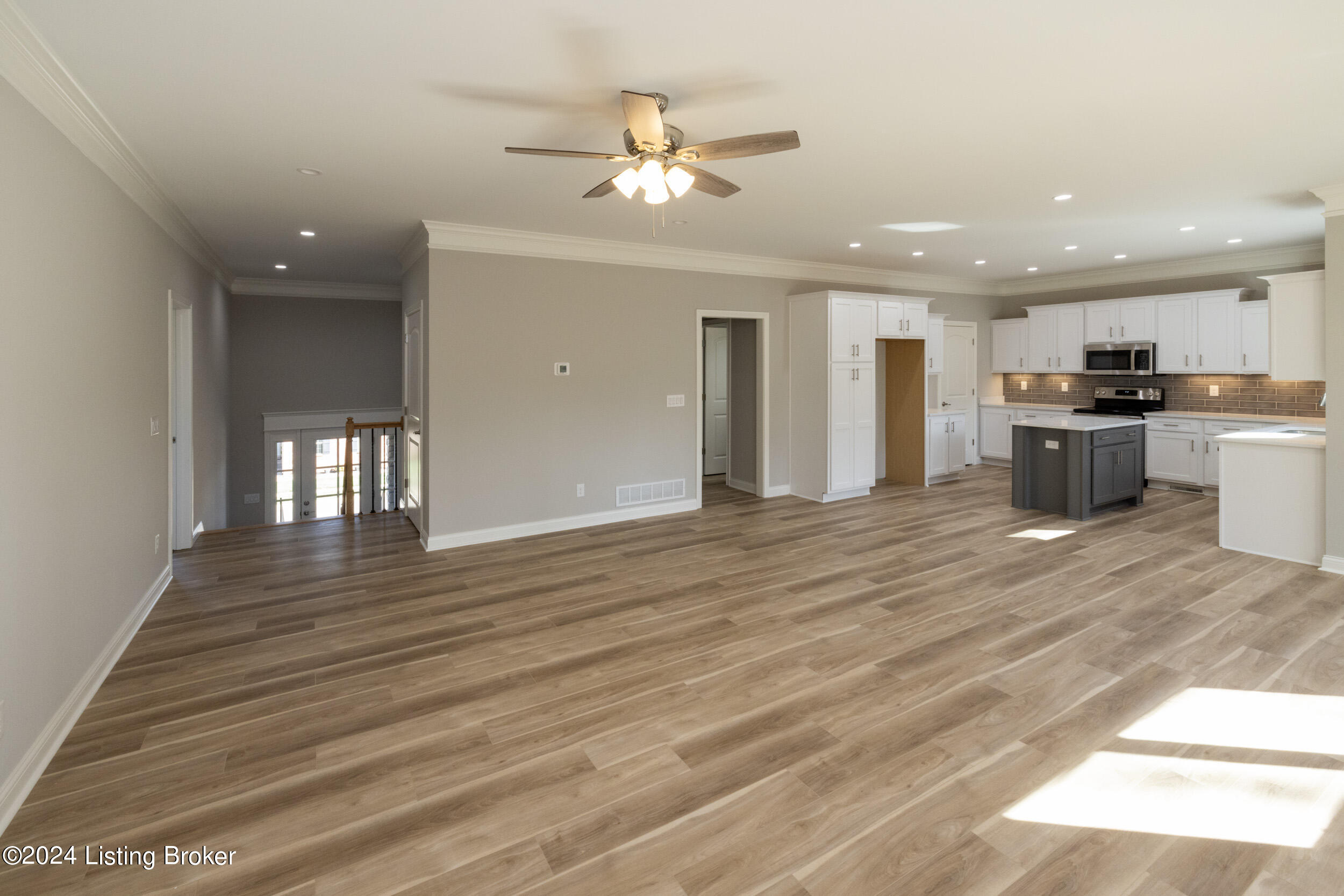 131 Bluffs Edge Dr