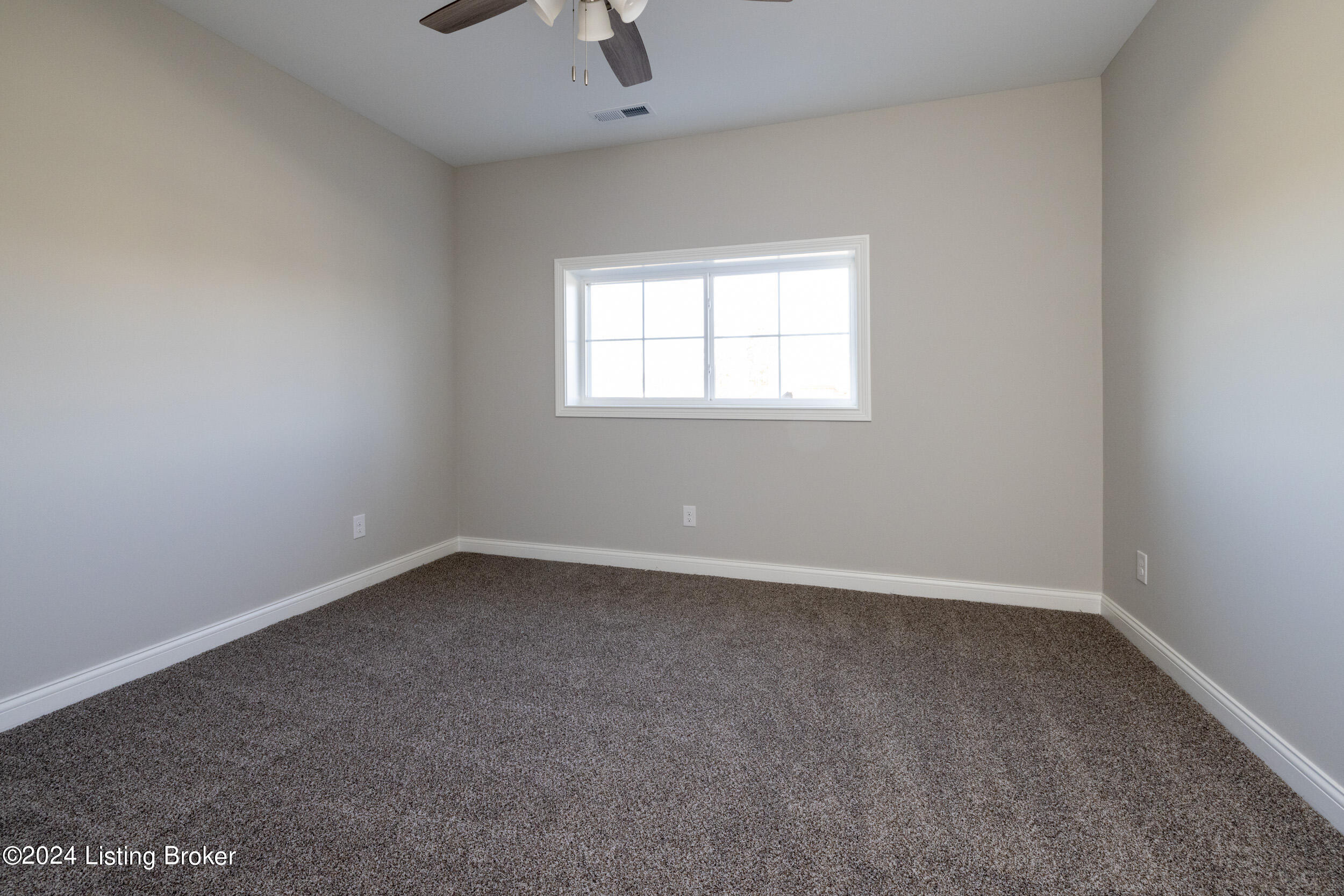 131 Bluffs Edge Dr