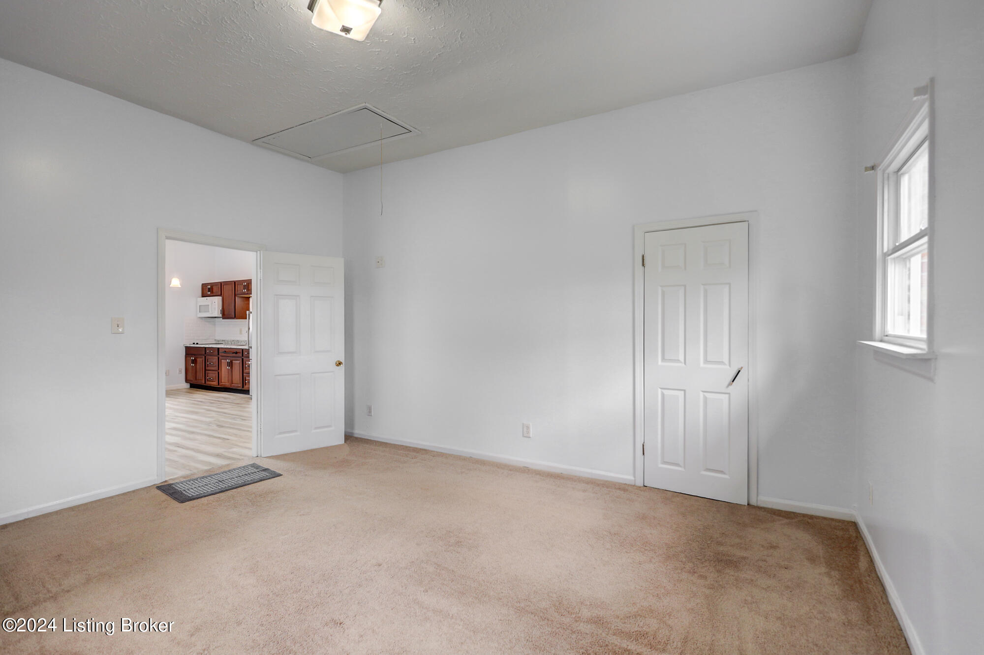 9901 Normie Ln