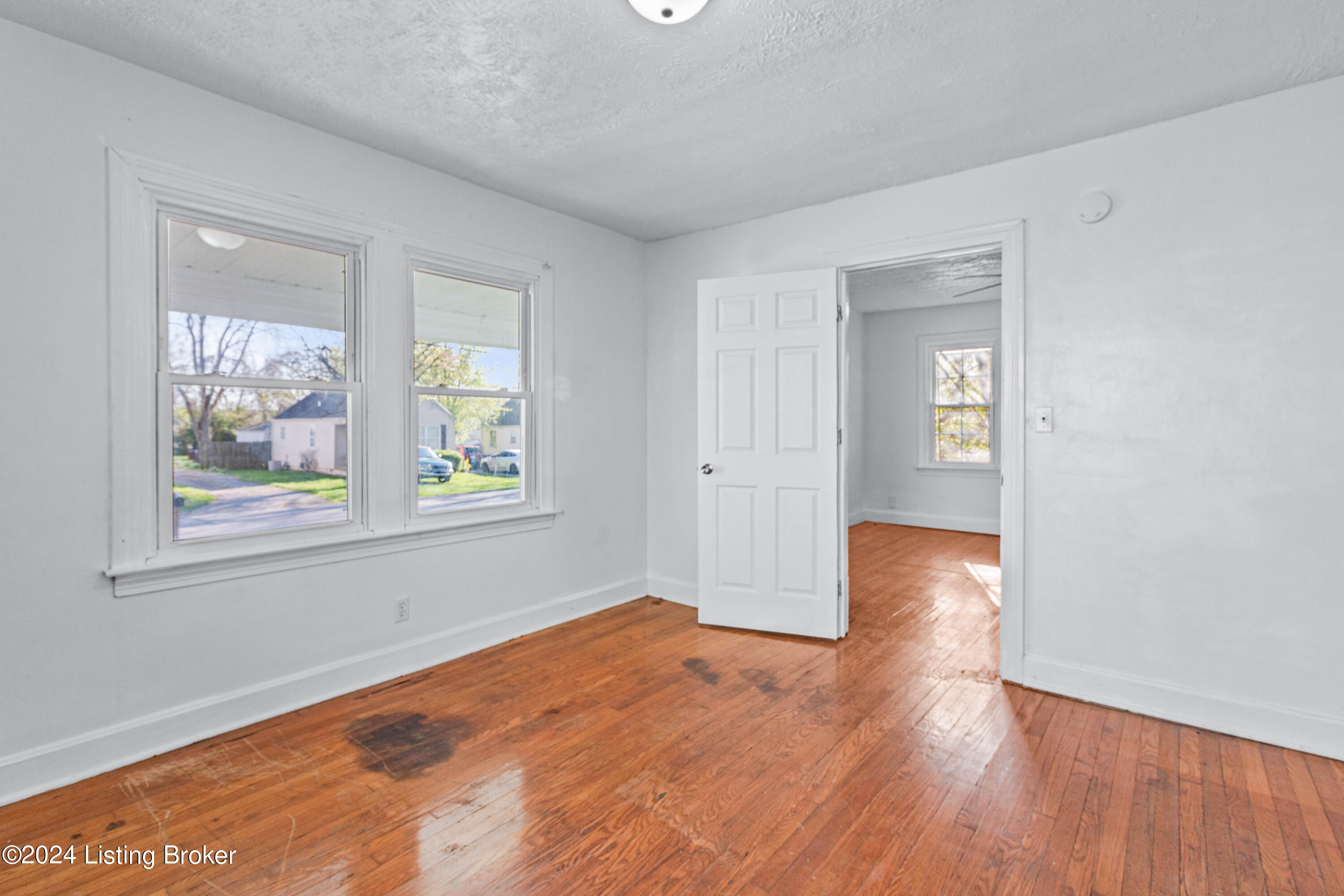 3311 Van Winkle Dr