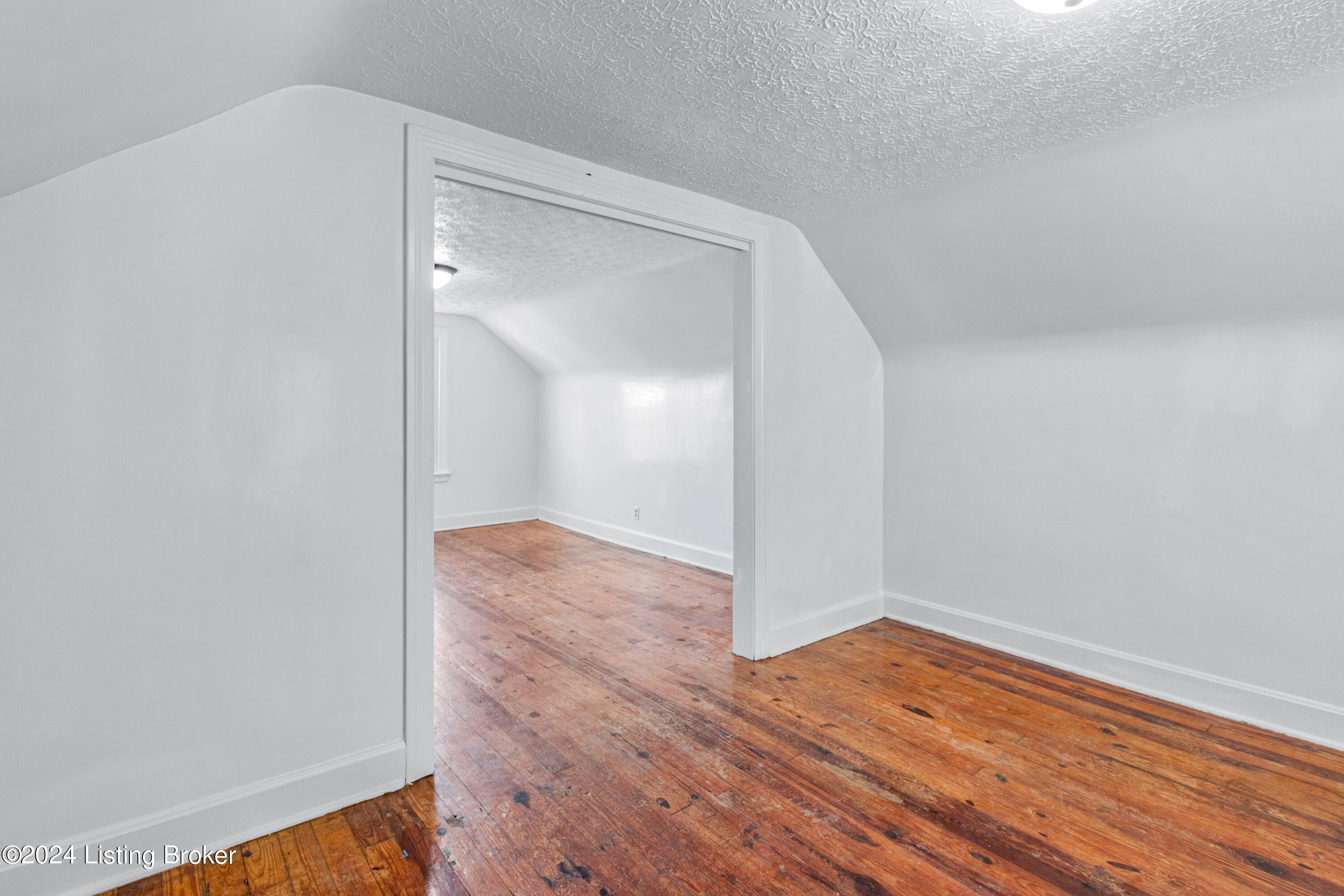 3311 Van Winkle Dr
