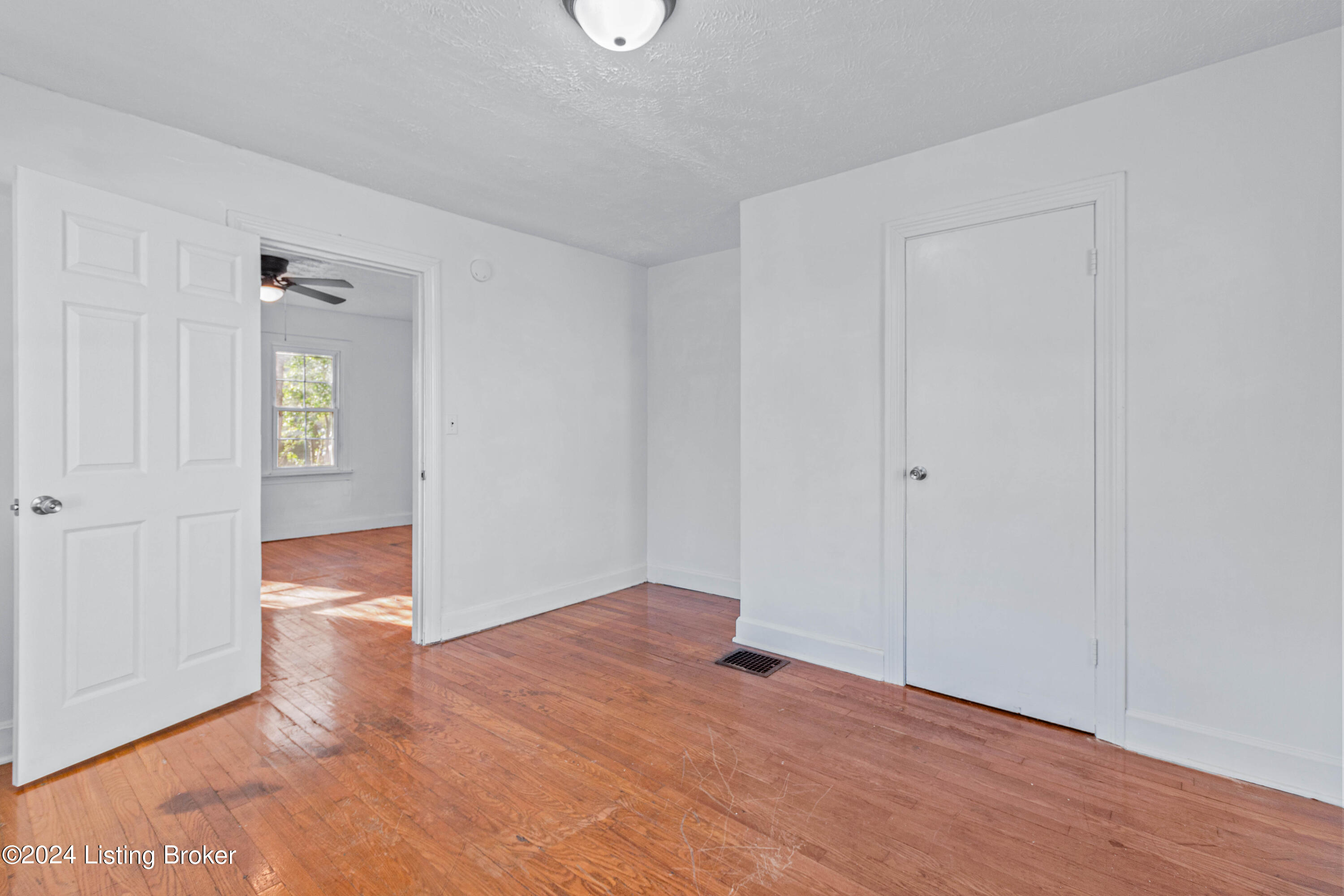 3311 Van Winkle Dr