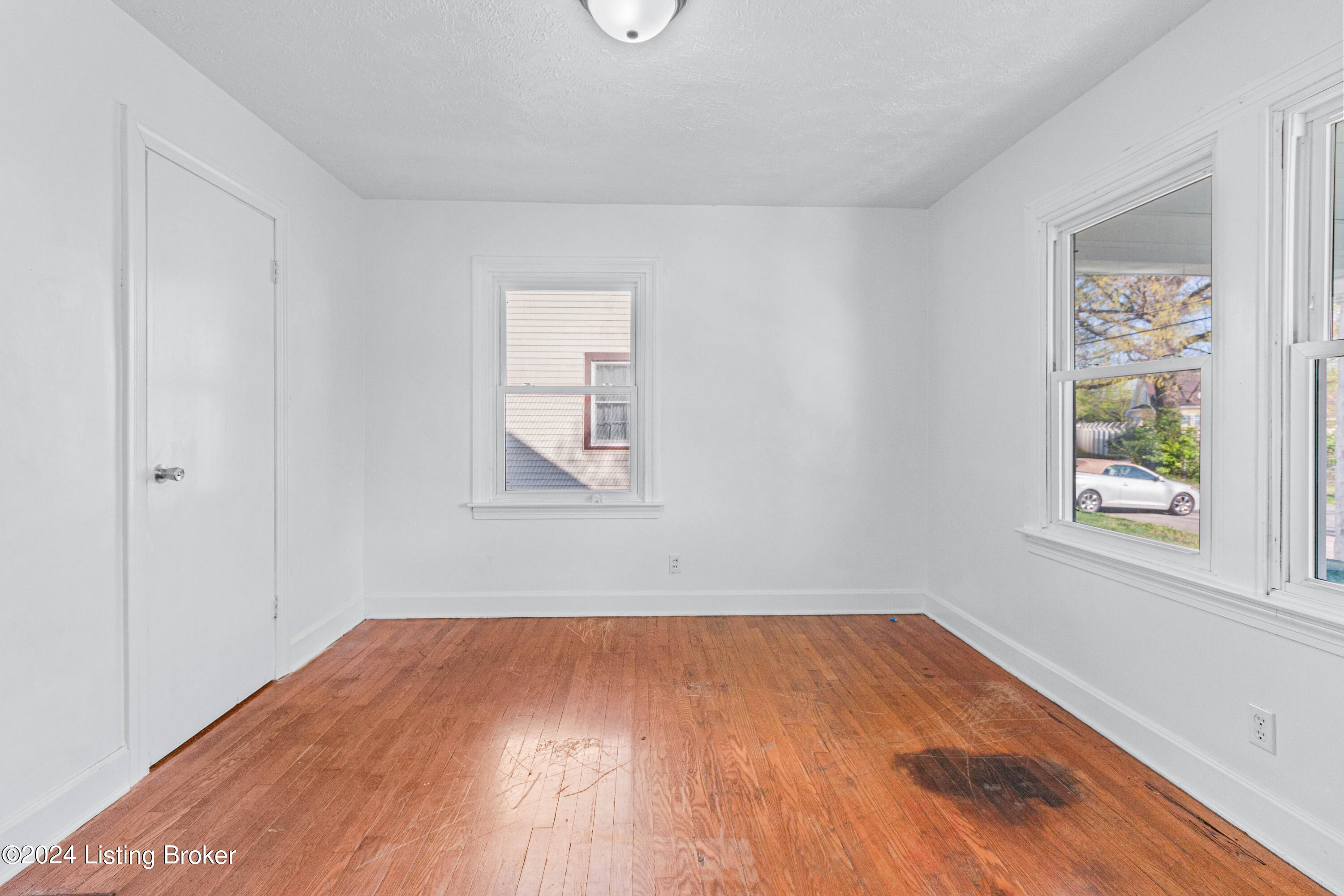 3311 Van Winkle Dr