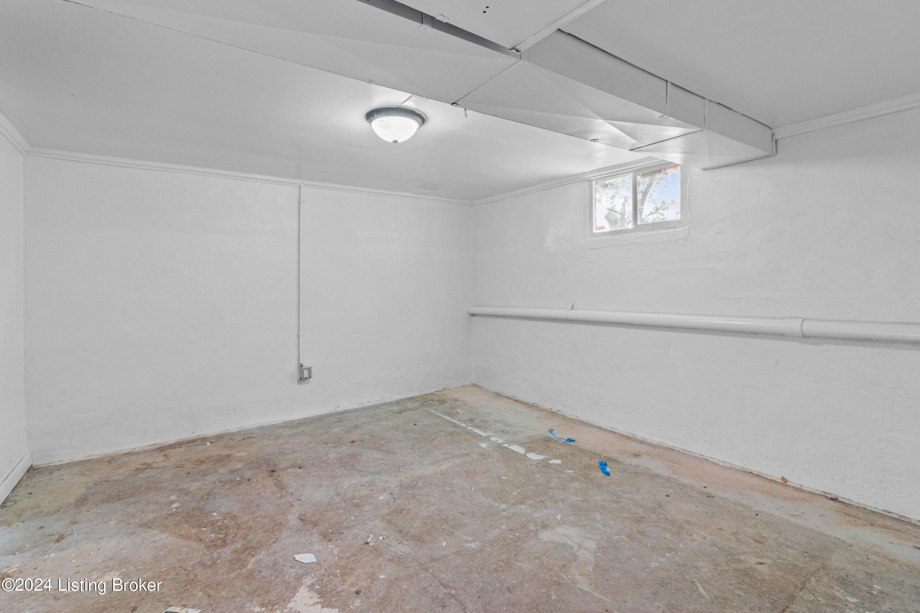 3311 Van Winkle Dr