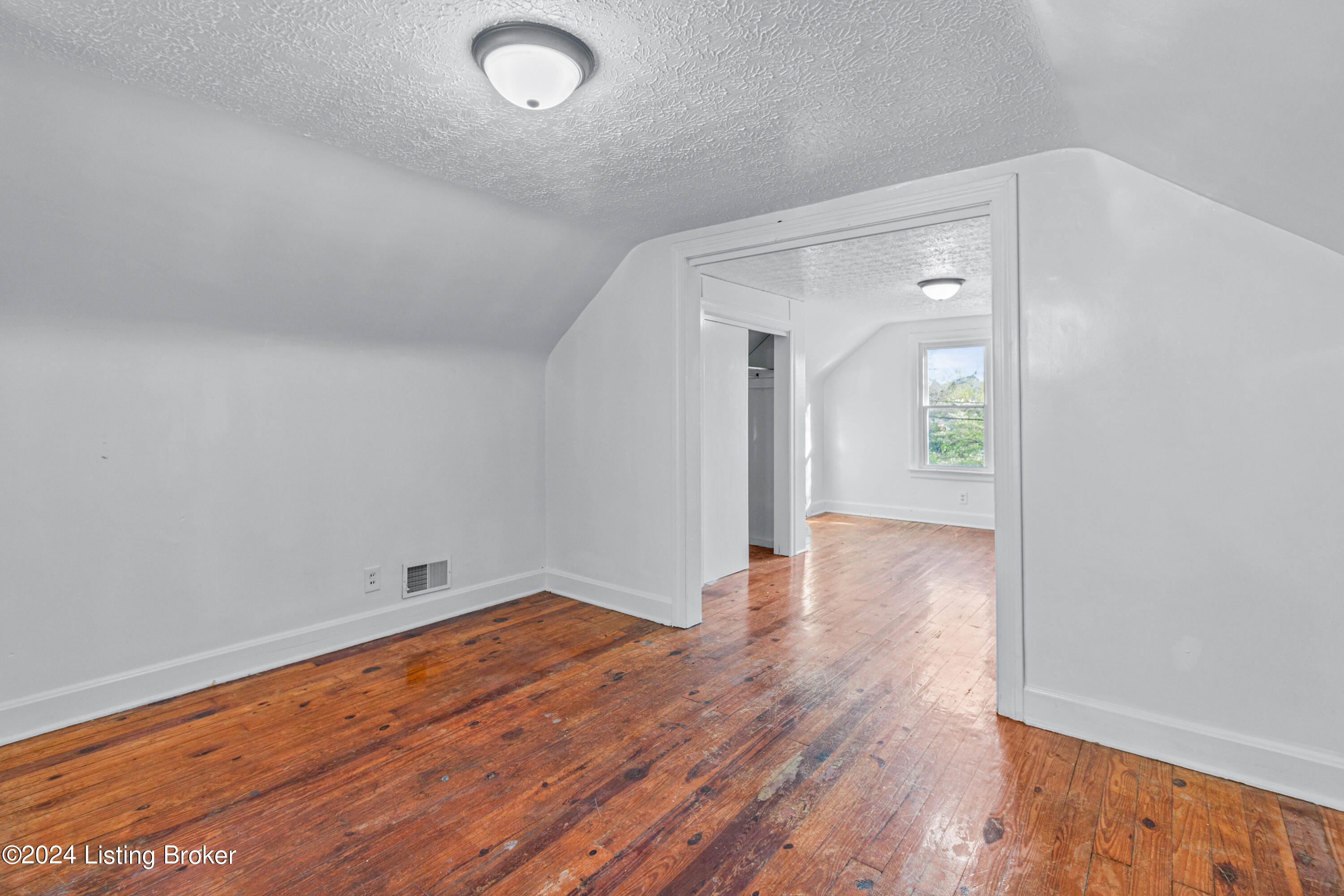 3311 Van Winkle Dr