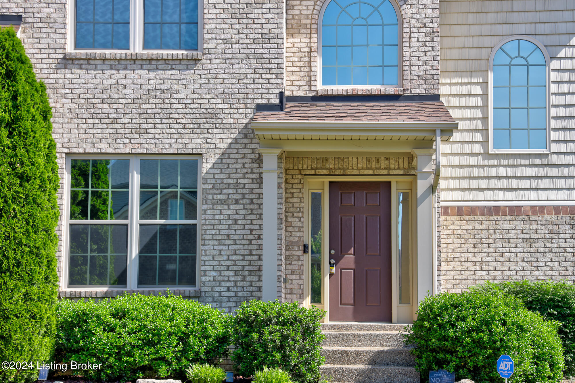 7220 Black Walnut Cir