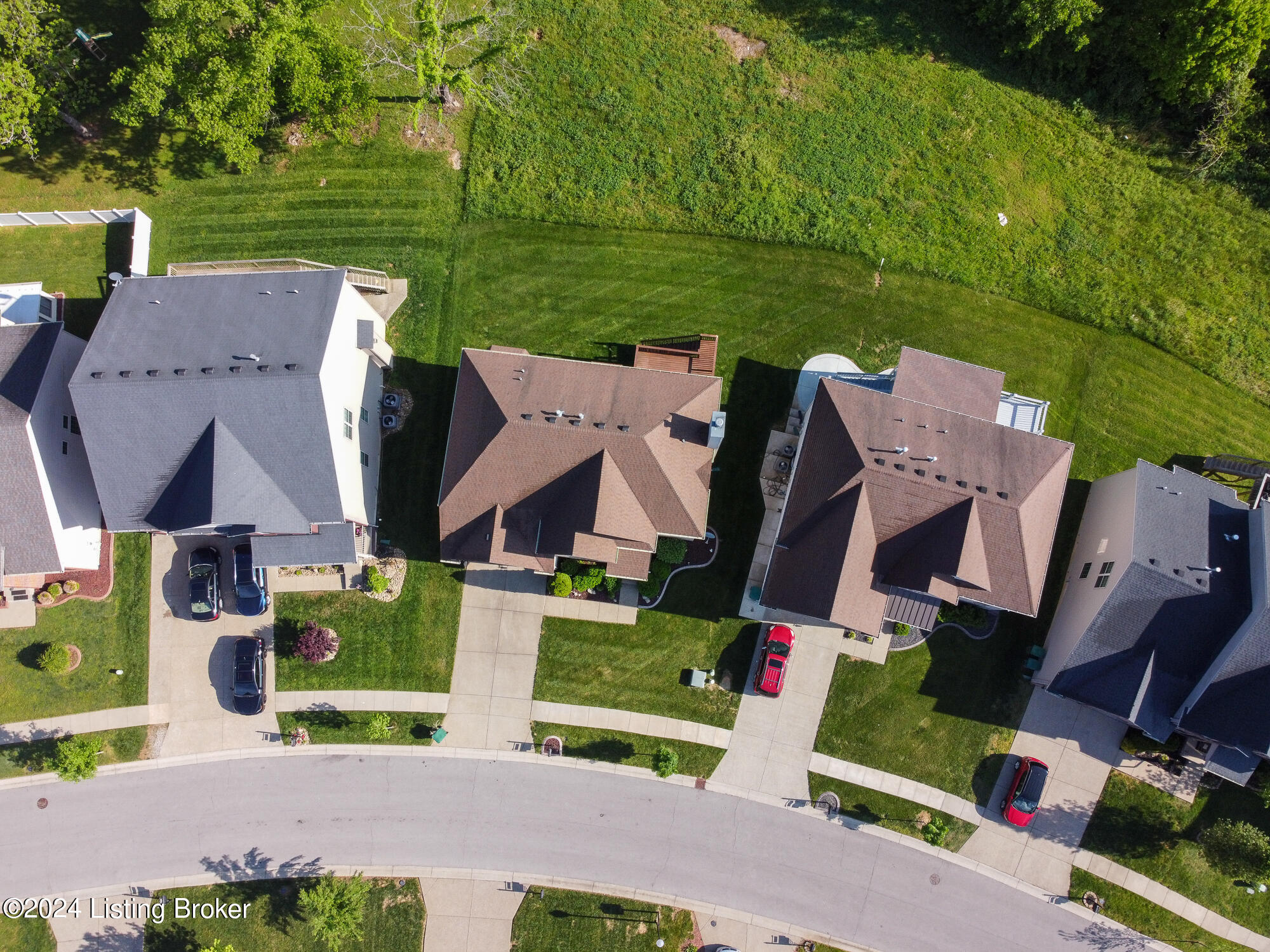 7220 Black Walnut Cir