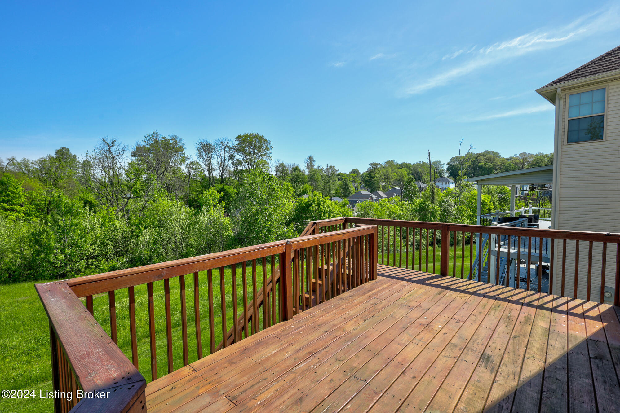 7220 Black Walnut Cir