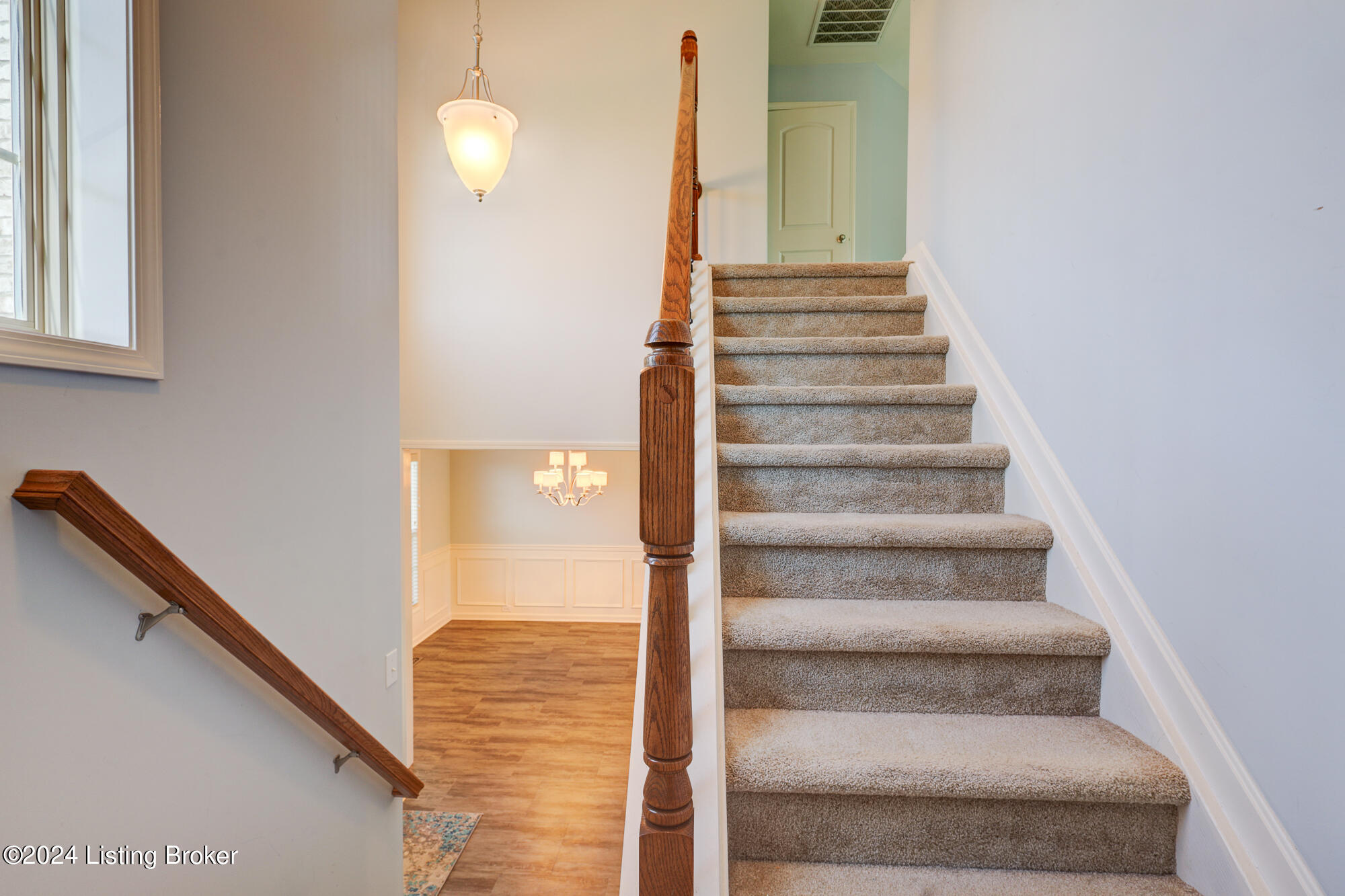 7220 Black Walnut Cir