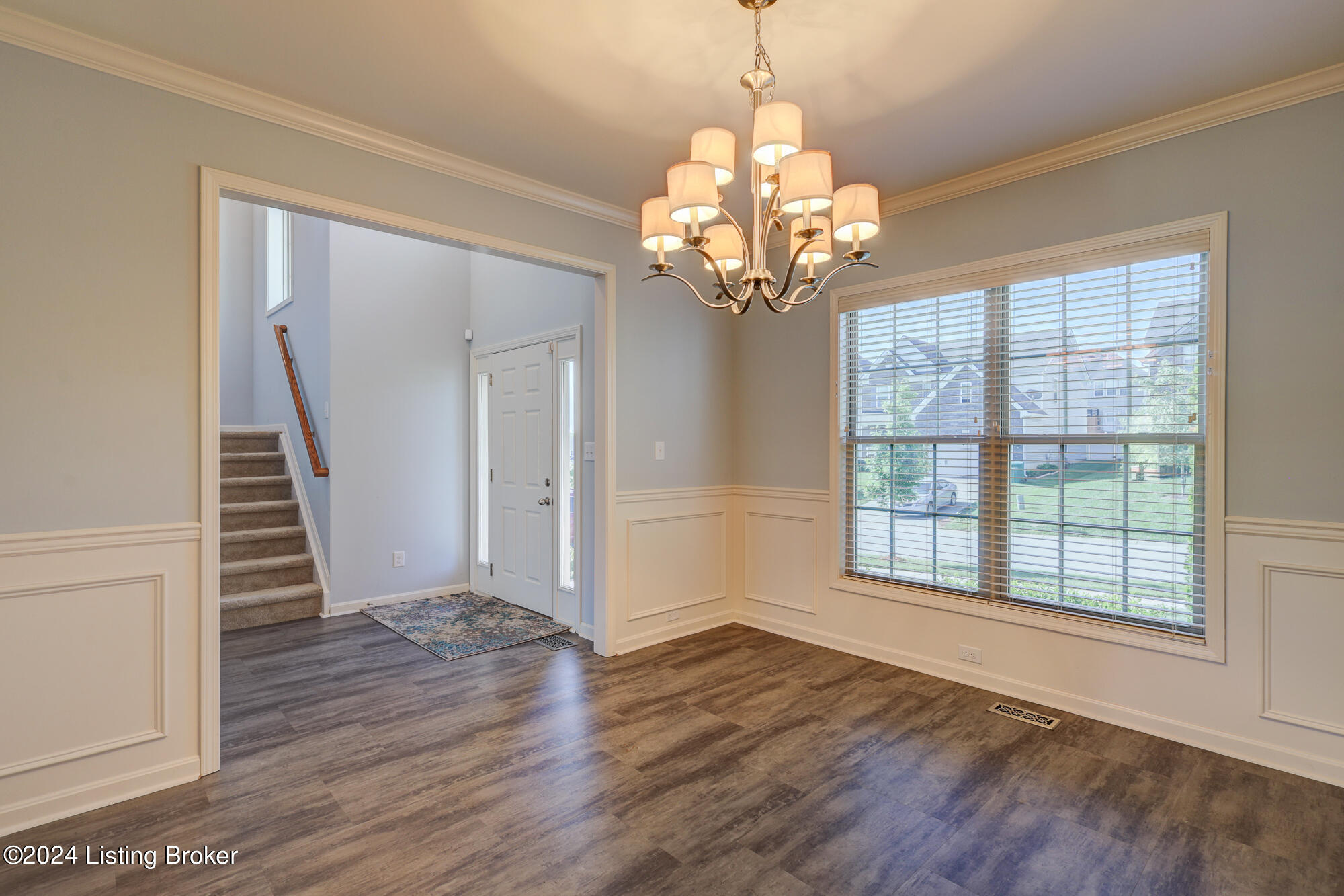 7220 Black Walnut Cir