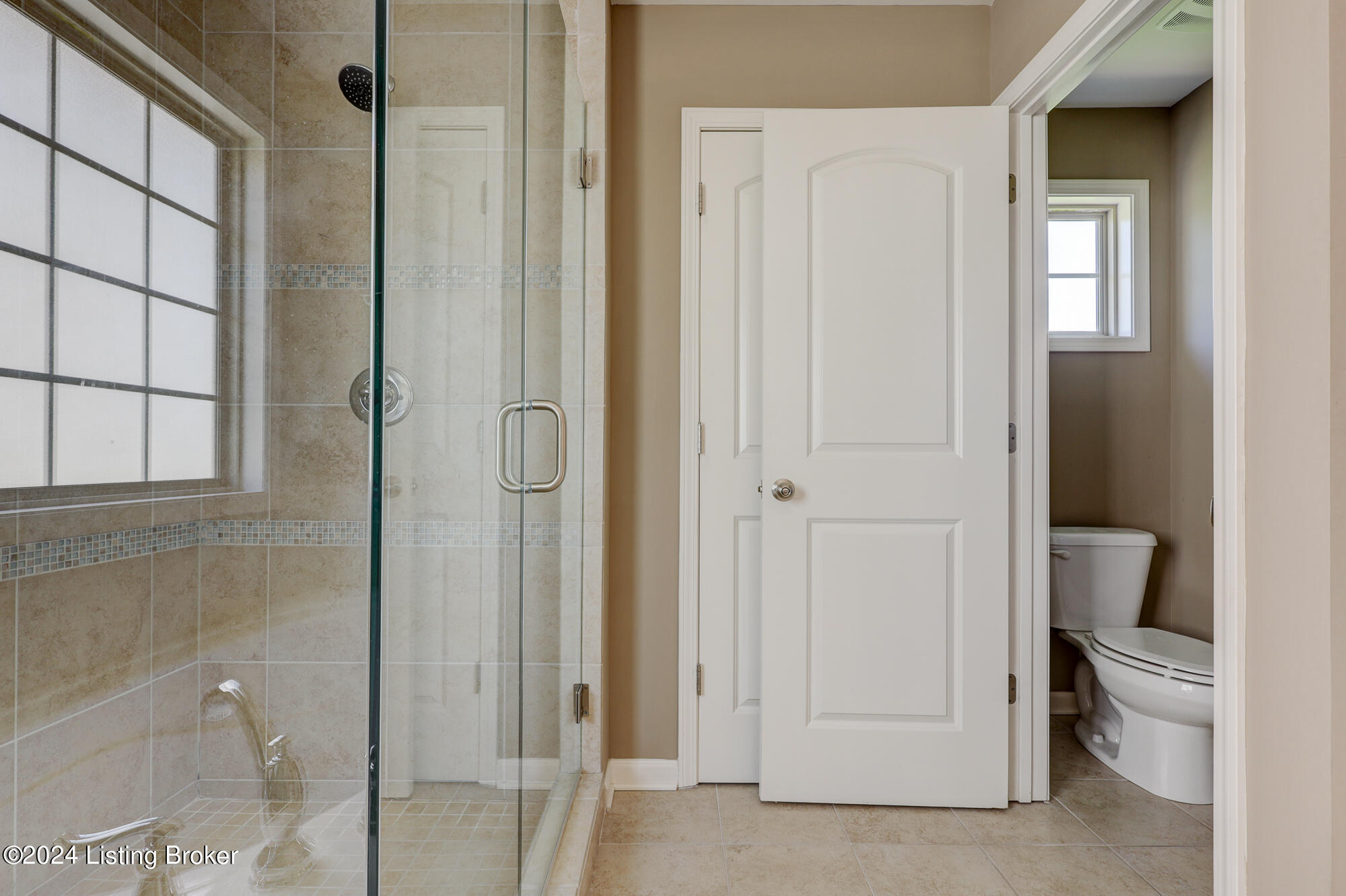 7220 Black Walnut Cir