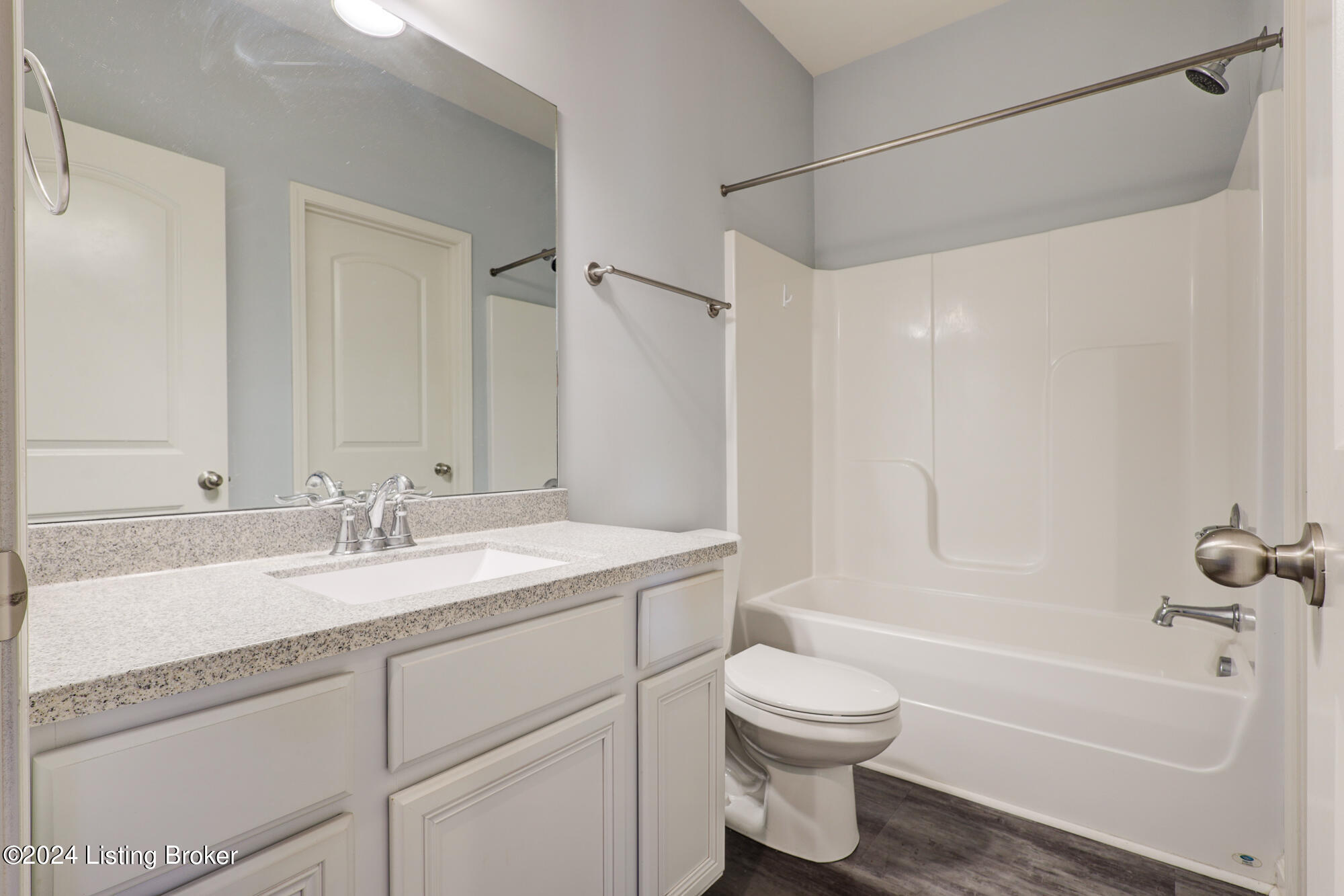 7220 Black Walnut Cir