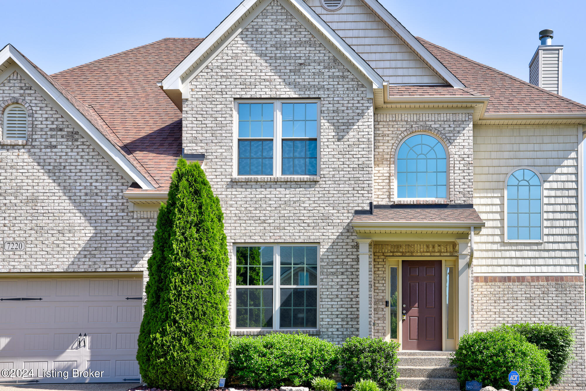 7220 Black Walnut Cir