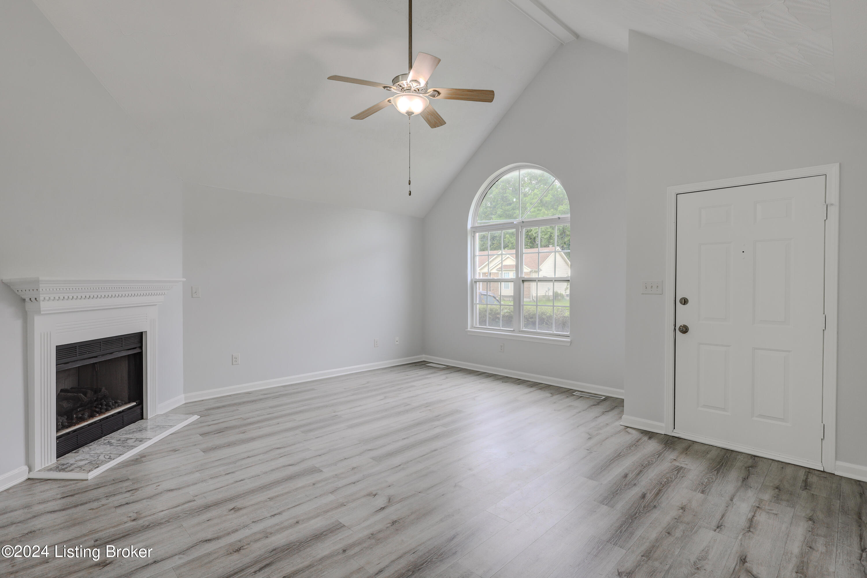 6216 Serenity Ct