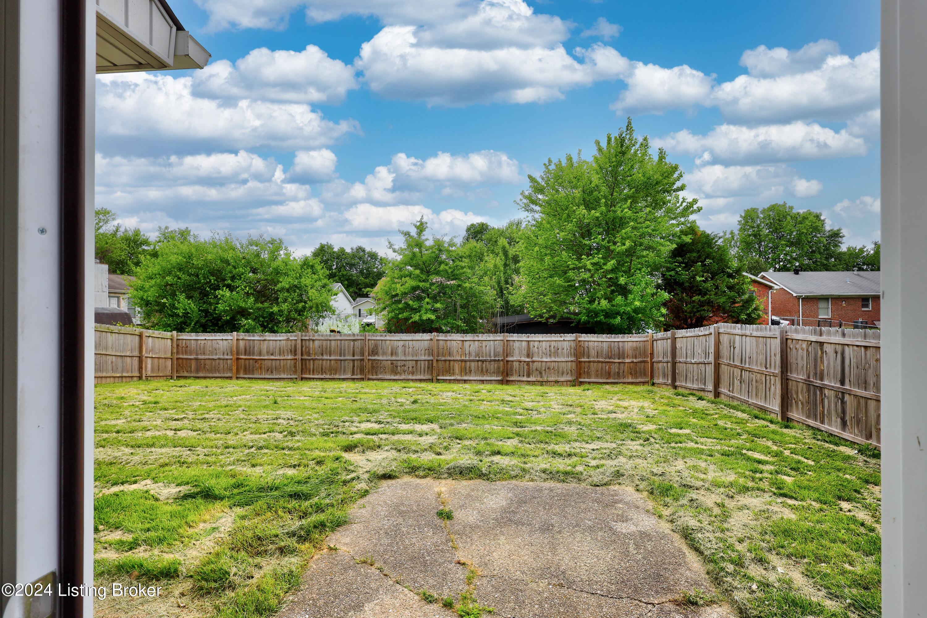 6216 Serenity Ct