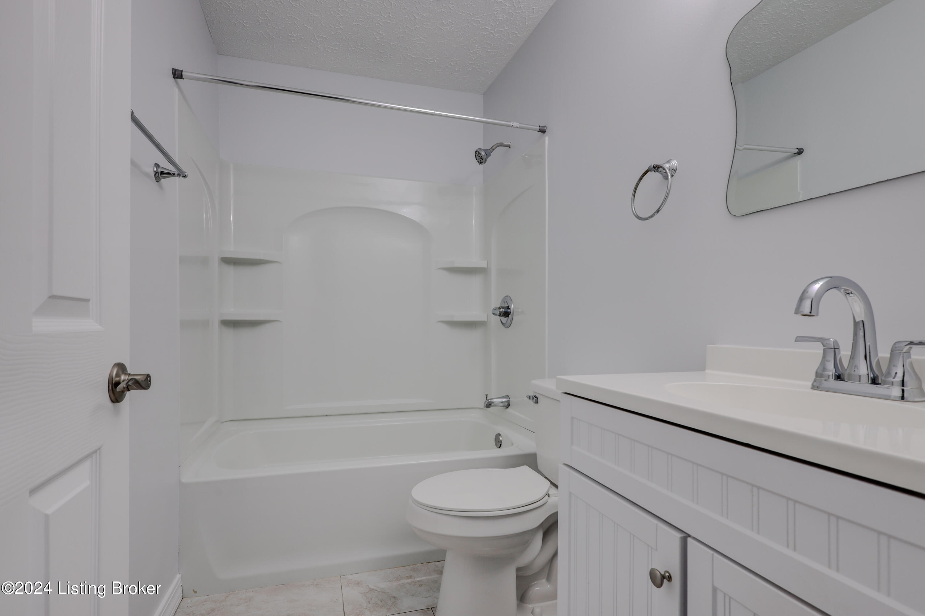 6216 Serenity Ct