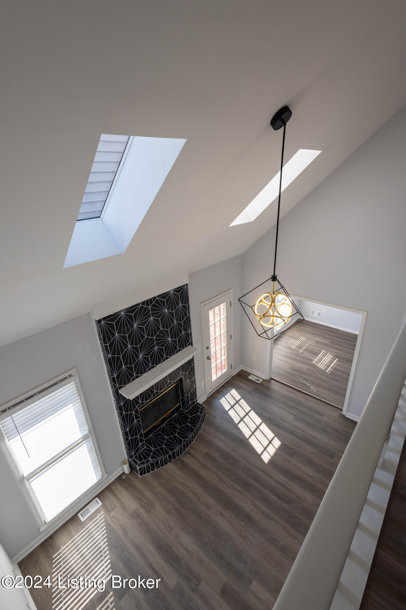 8306 Sunny Ridge Ct