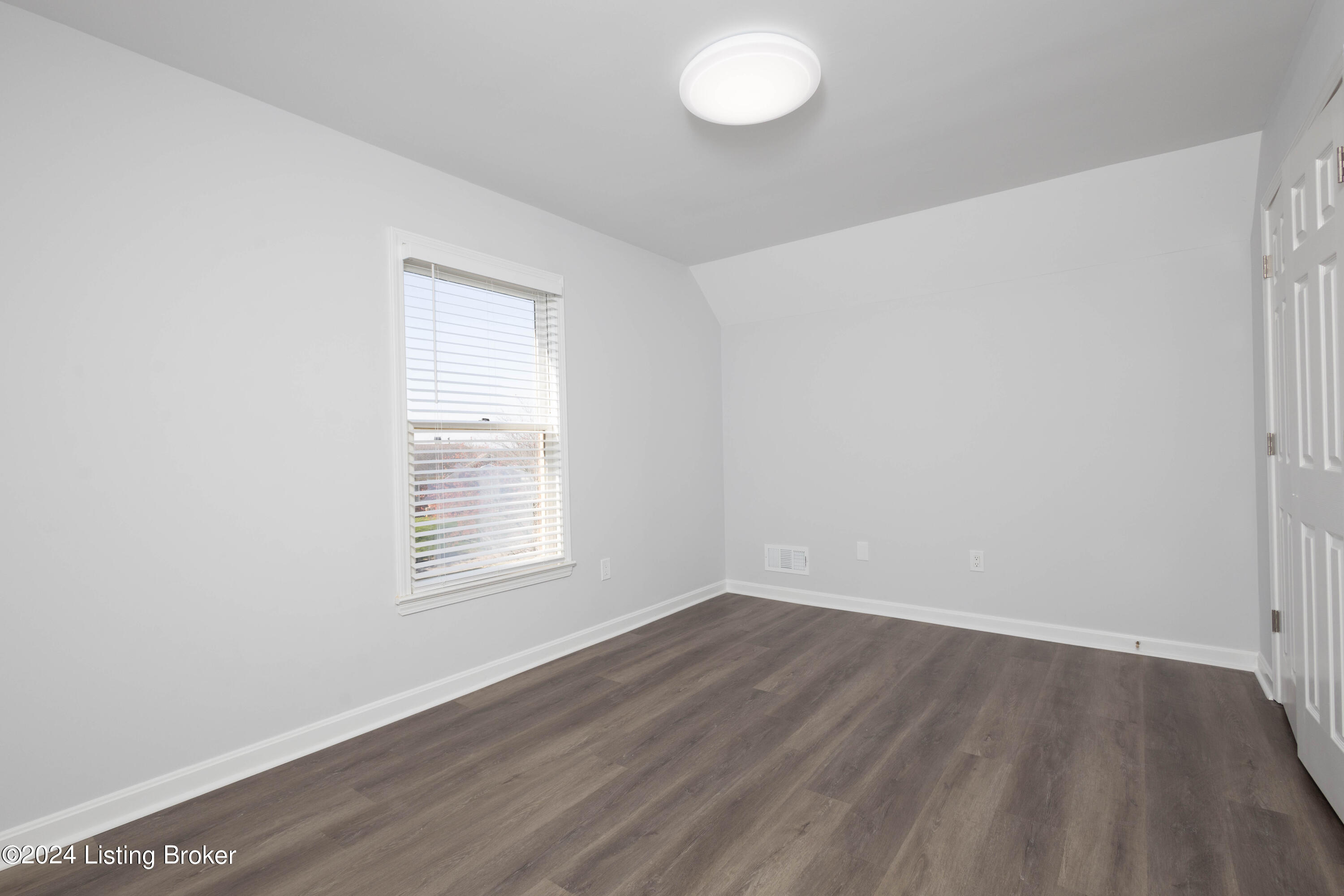 8306 Sunny Ridge Ct