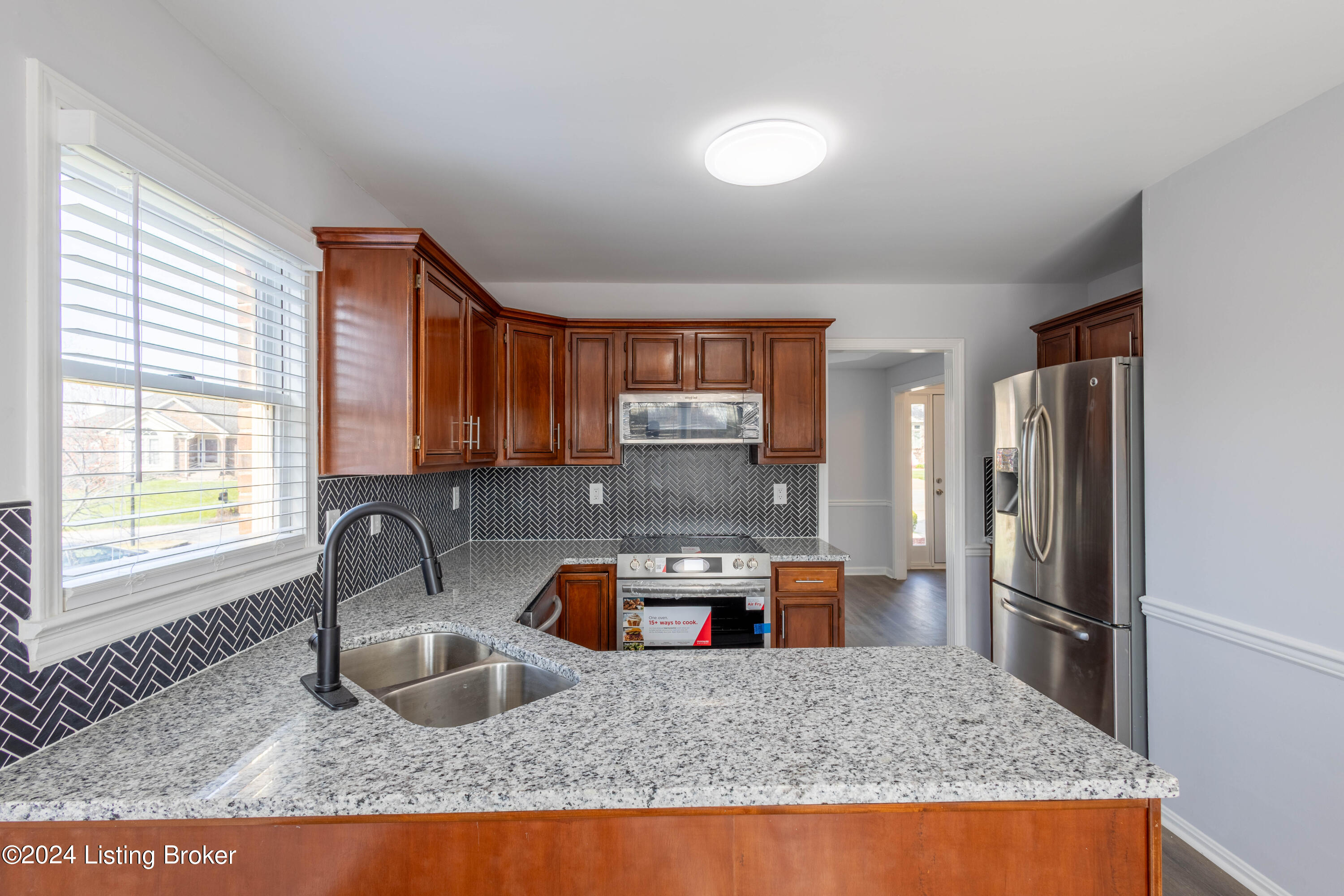 8306 Sunny Ridge Ct