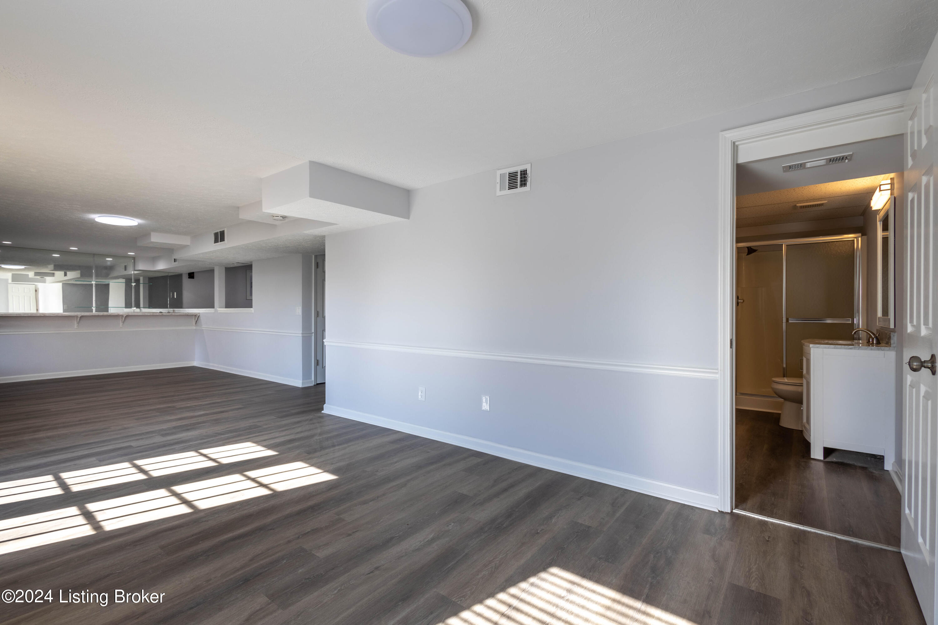 8306 Sunny Ridge Ct